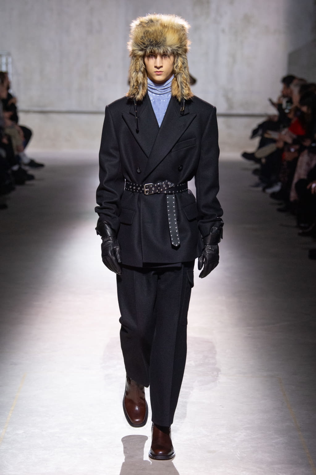 Fashion Week Paris Fall/Winter 2020 look 47 from the Dries Van Noten collection menswear
