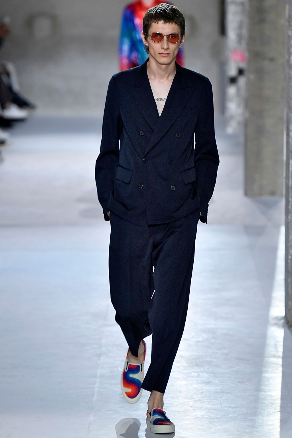 Fashion Week Paris Spring/Summer 2019 look 8 from the Dries Van Noten collection 男装
