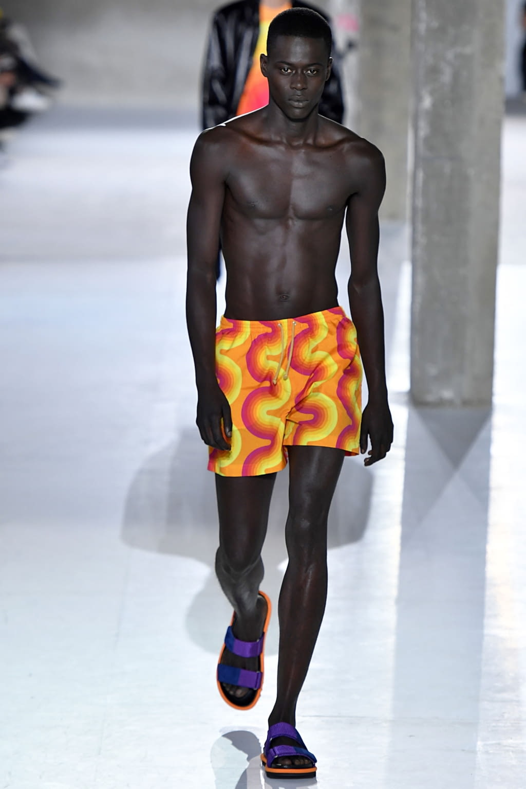 Fashion Week Paris Spring/Summer 2019 look 53 from the Dries Van Noten collection menswear