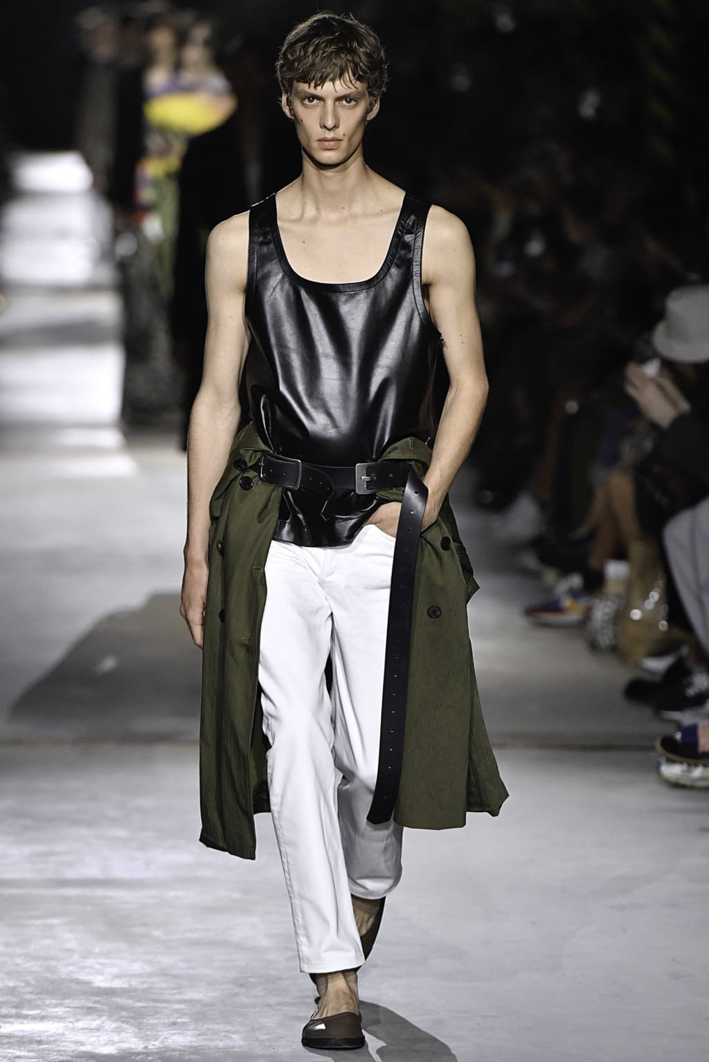 Fashion Week Paris Spring/Summer 2020 look 5 from the Dries Van Noten collection 男装