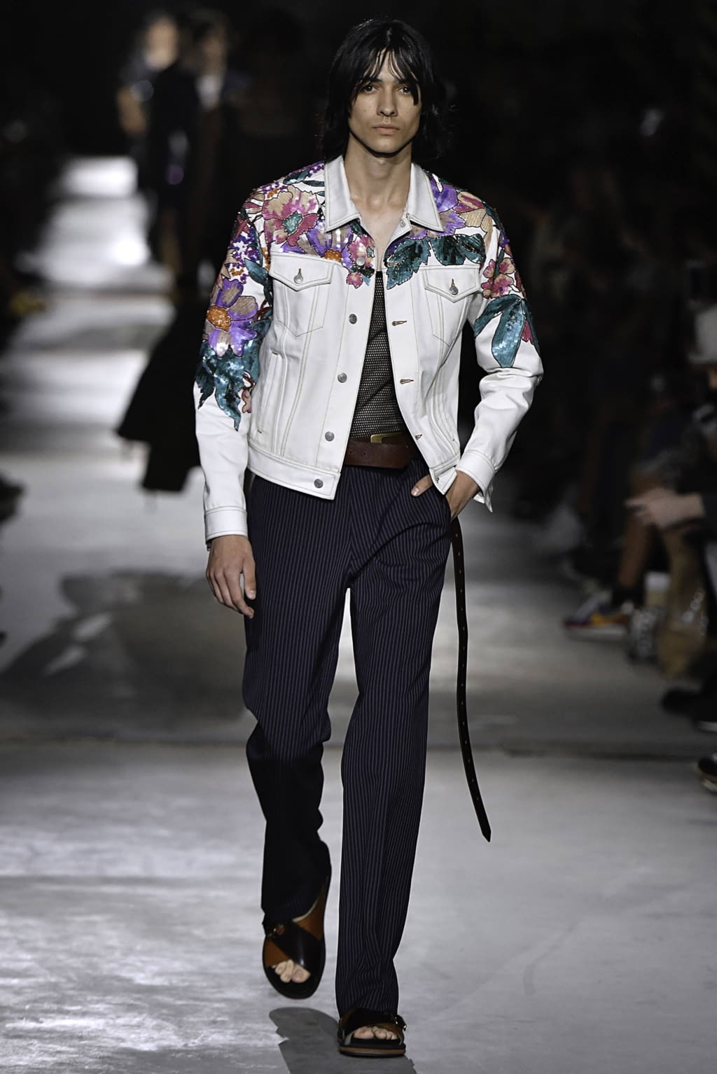Fashion Week Paris Spring/Summer 2020 look 25 from the Dries Van Noten collection 男装