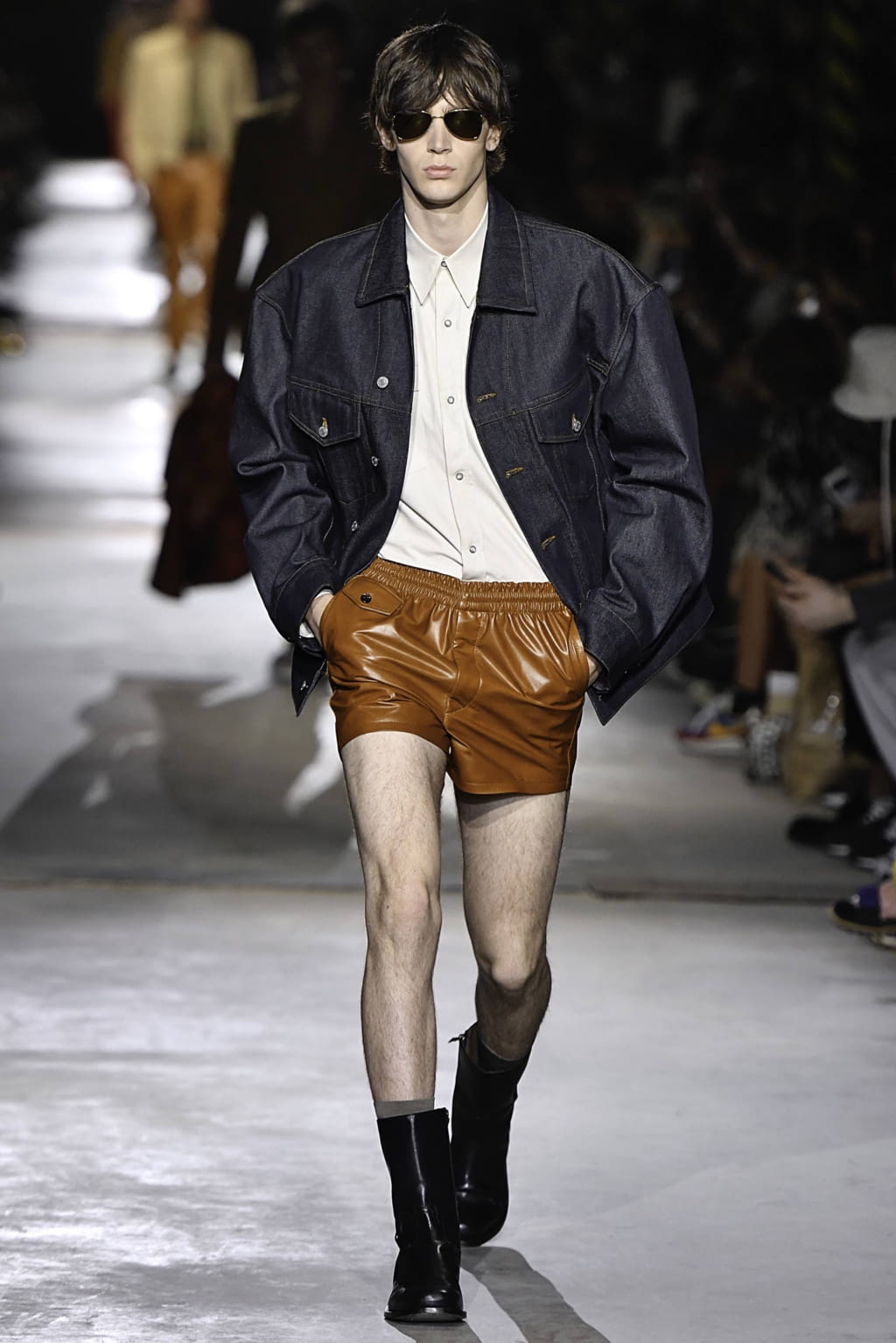 Fashion Week Paris Spring/Summer 2020 look 40 from the Dries Van Noten collection 男装
