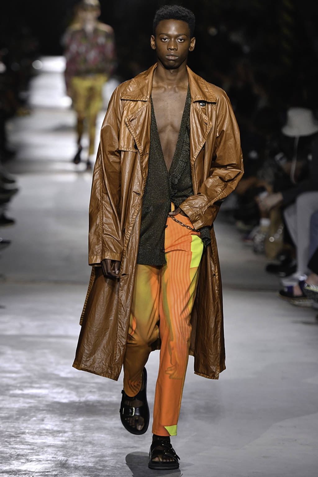 Fashion Week Paris Spring/Summer 2020 look 47 from the Dries Van Noten collection 男装