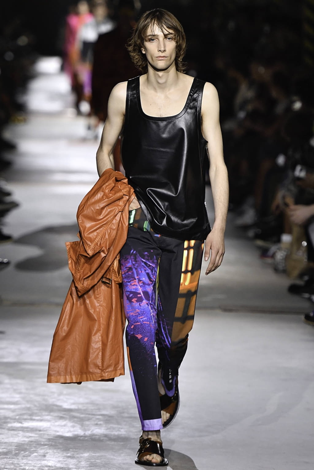 Fashion Week Paris Spring/Summer 2020 look 55 from the Dries Van Noten collection 男装