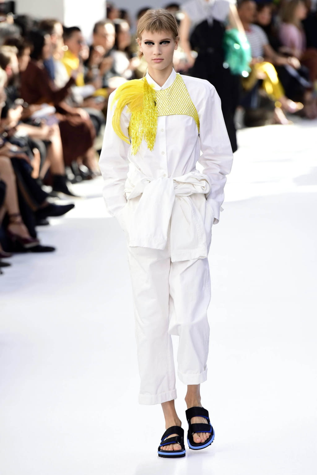 Fashion Week Paris Spring/Summer 2019 look 8 de la collection Dries Van Noten womenswear