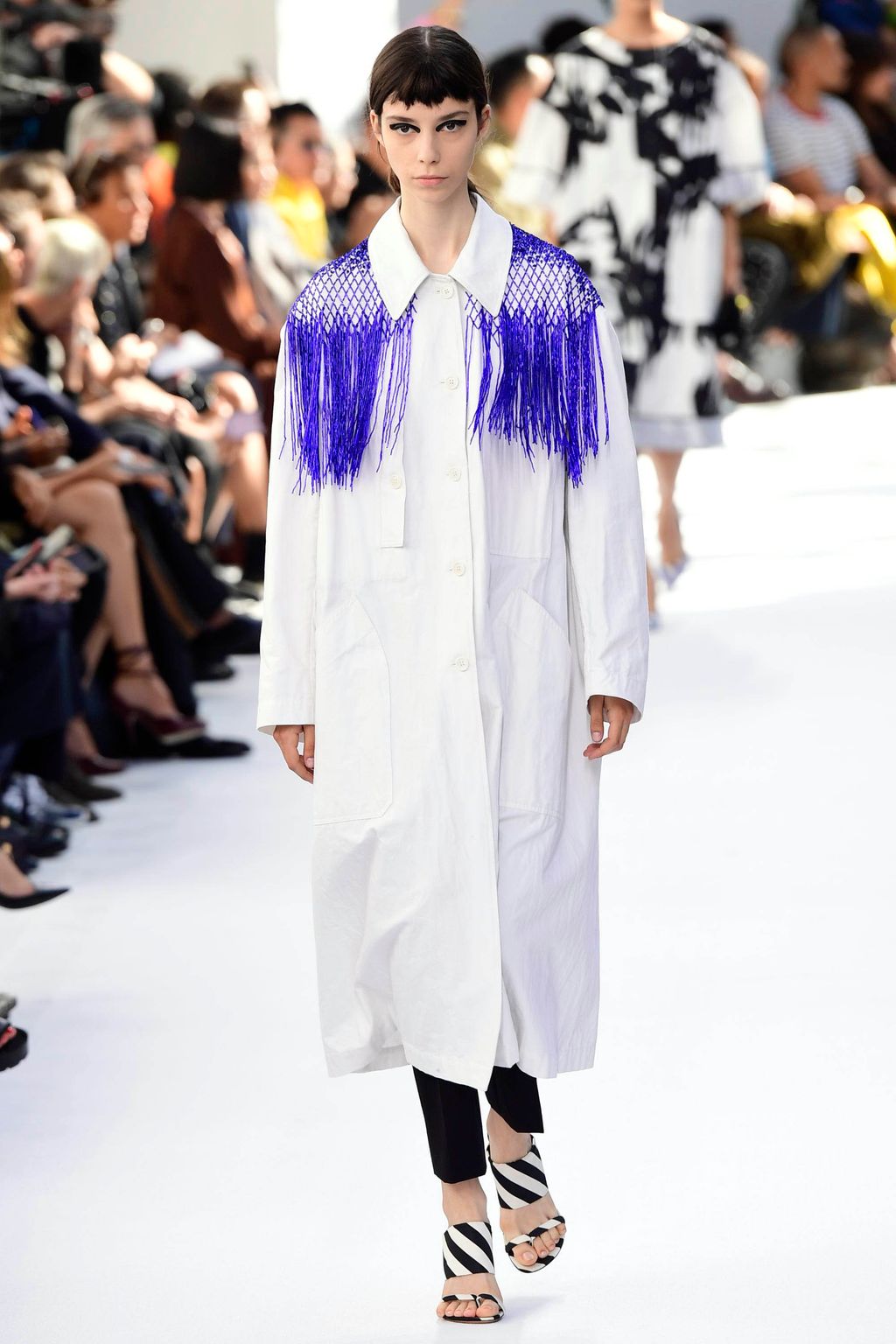Fashion Week Paris Spring/Summer 2019 look 16 from the Dries Van Noten collection 女装