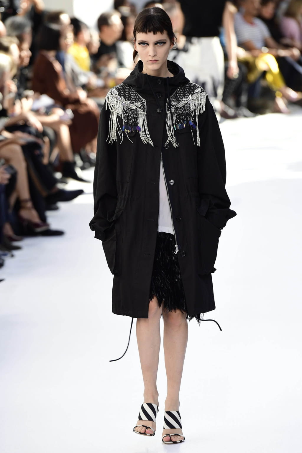 Fashion Week Paris Spring/Summer 2019 look 19 from the Dries Van Noten collection womenswear