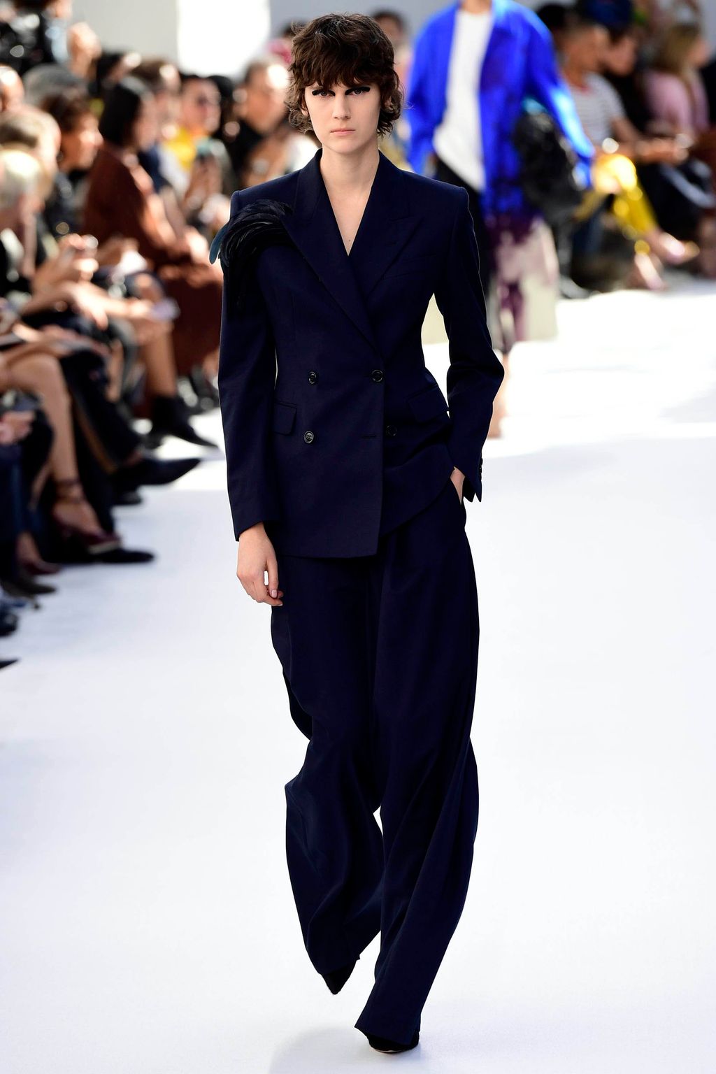 Fashion Week Paris Spring/Summer 2019 look 21 de la collection Dries Van Noten womenswear