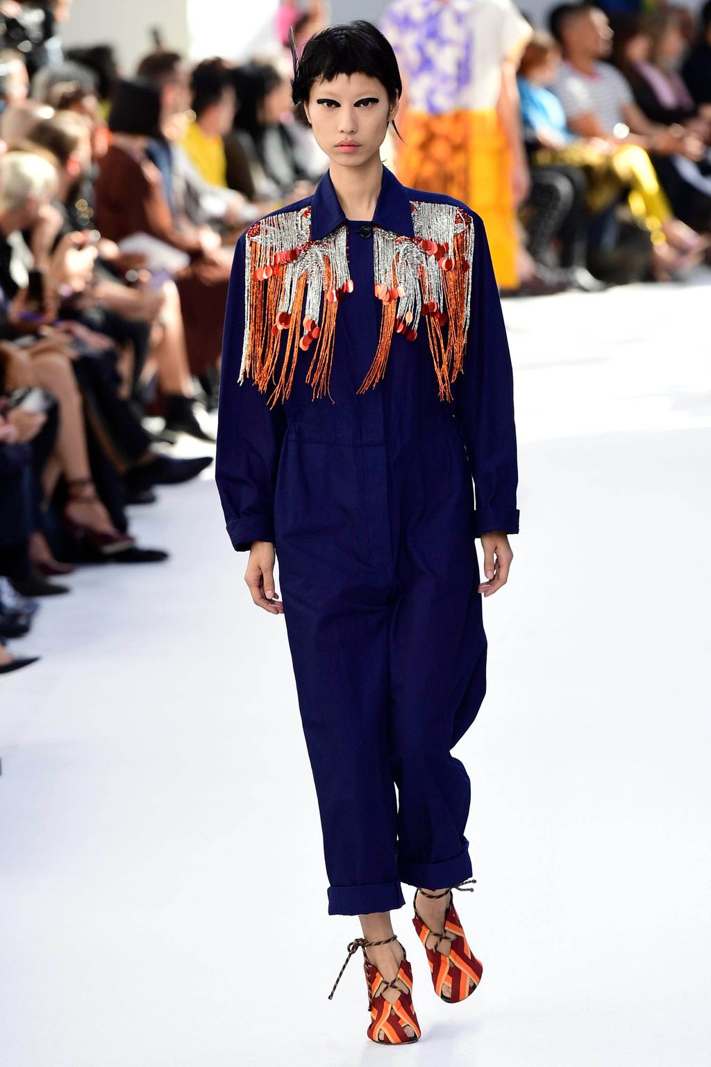 Fashion Week Paris Spring/Summer 2019 look 35 from the Dries Van Noten collection 女装
