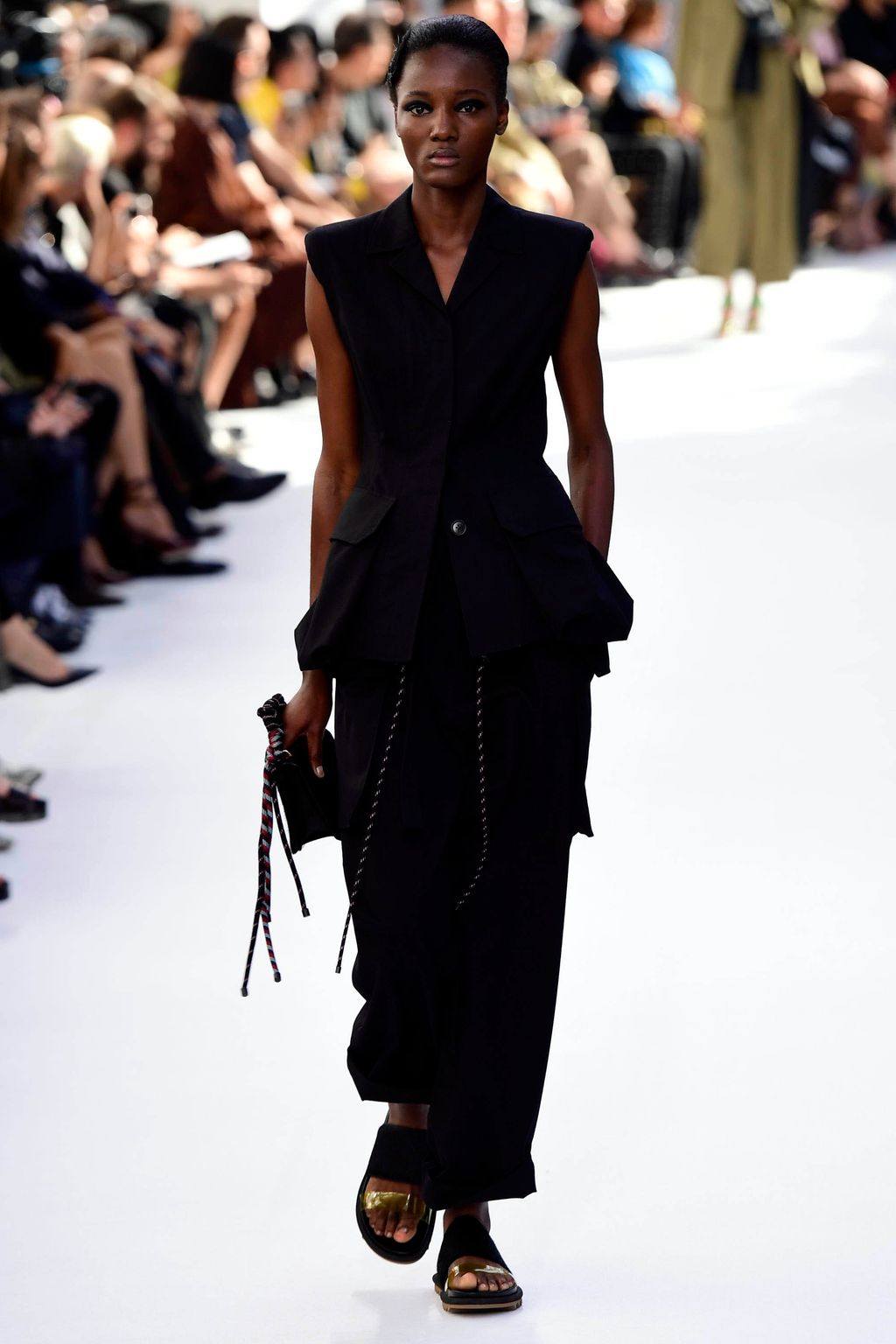 Fashion Week Paris Spring/Summer 2019 look 44 de la collection Dries Van Noten womenswear