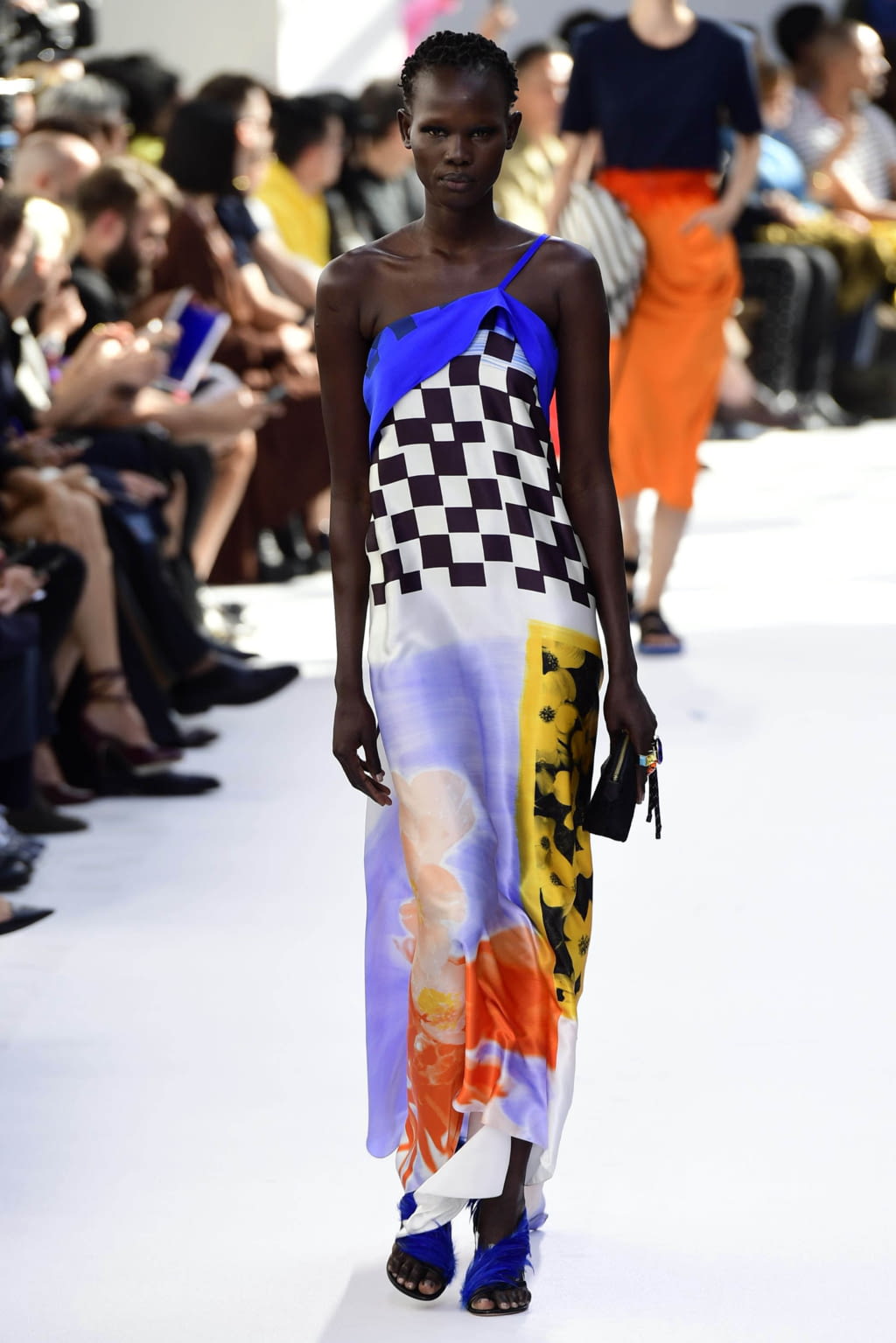 Fashion Week Paris Spring/Summer 2019 look 49 from the Dries Van Noten collection 女装