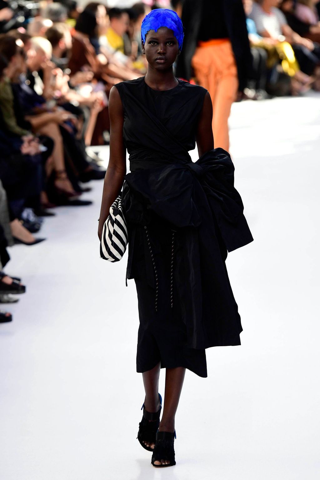 Fashion Week Paris Spring/Summer 2019 look 53 de la collection Dries Van Noten womenswear