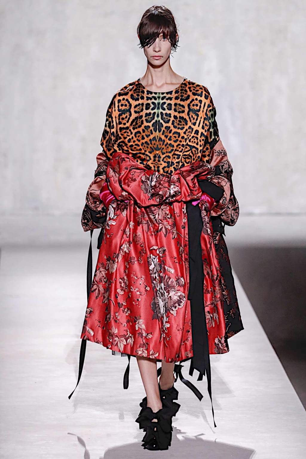 Fashion Week Paris Spring/Summer 2020 look 3 de la collection Dries Van Noten womenswear