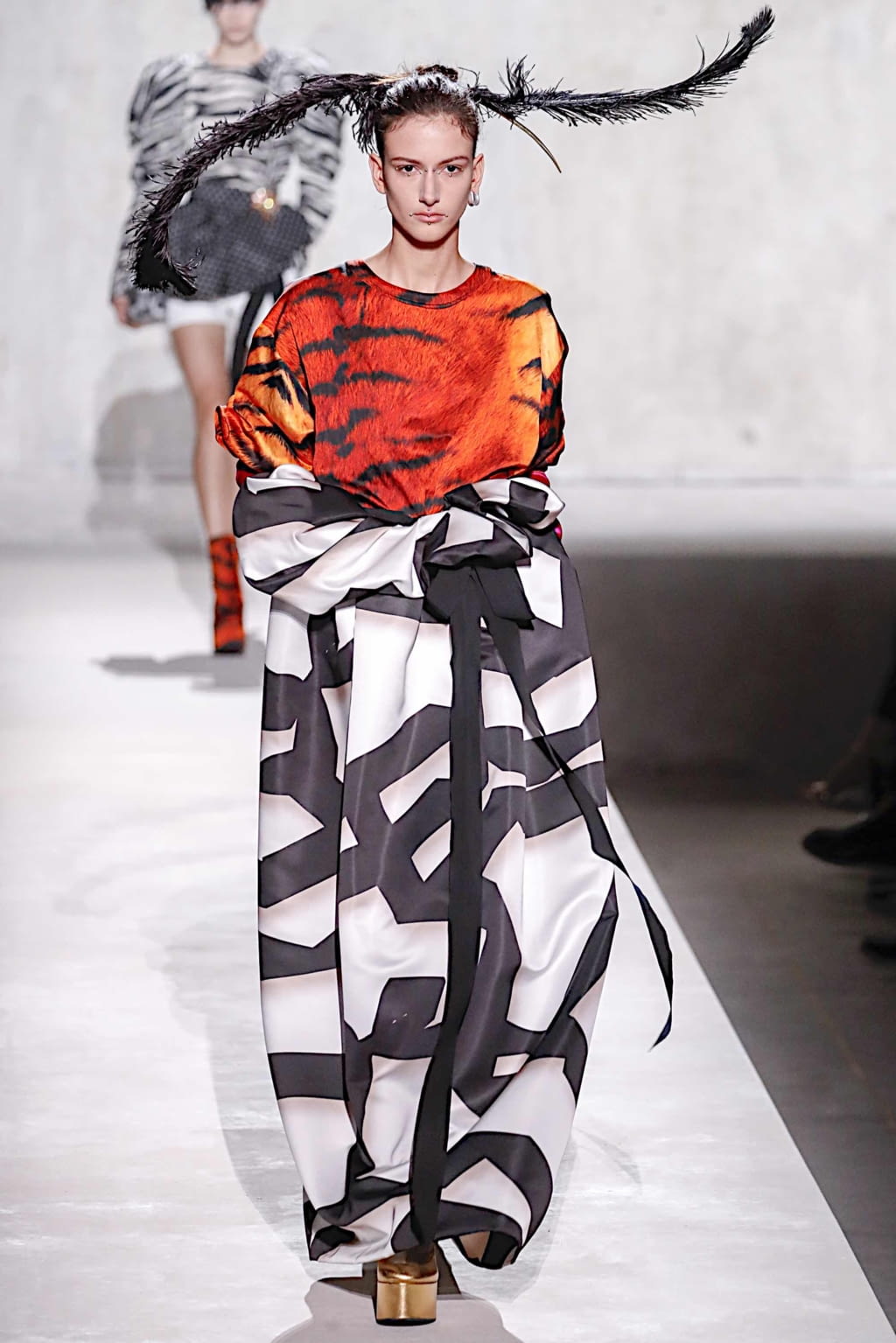 Fashion Week Paris Spring/Summer 2020 look 13 de la collection Dries Van Noten womenswear