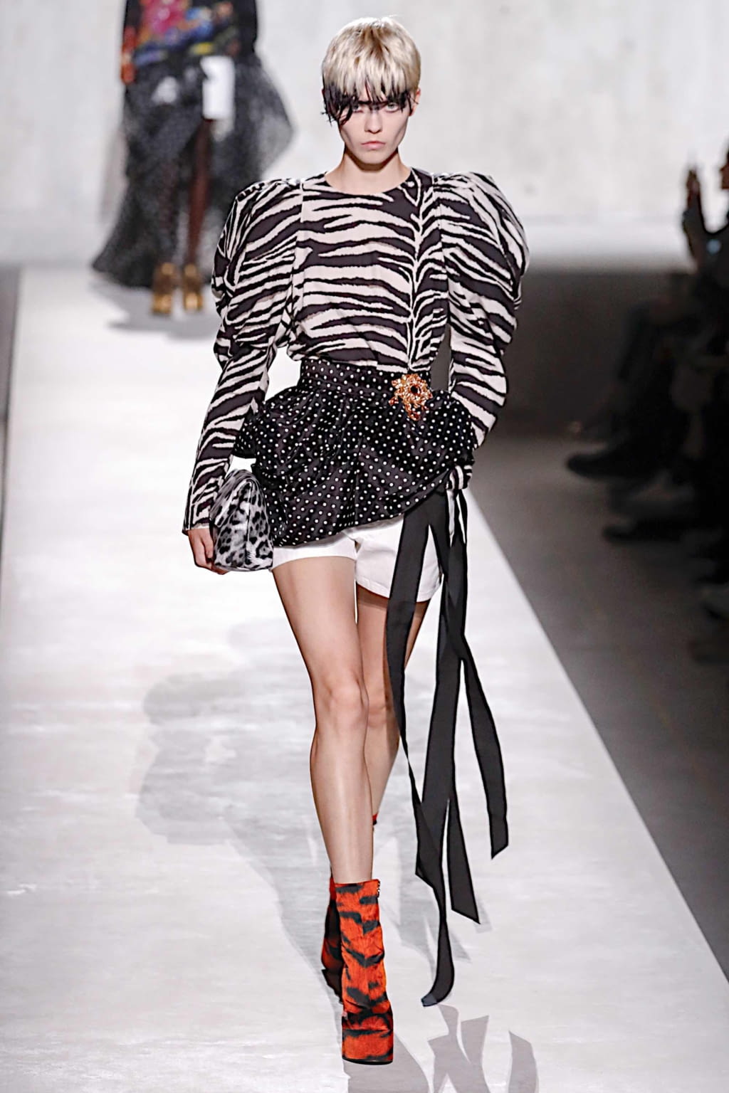 Fashion Week Paris Spring/Summer 2020 look 14 de la collection Dries Van Noten womenswear