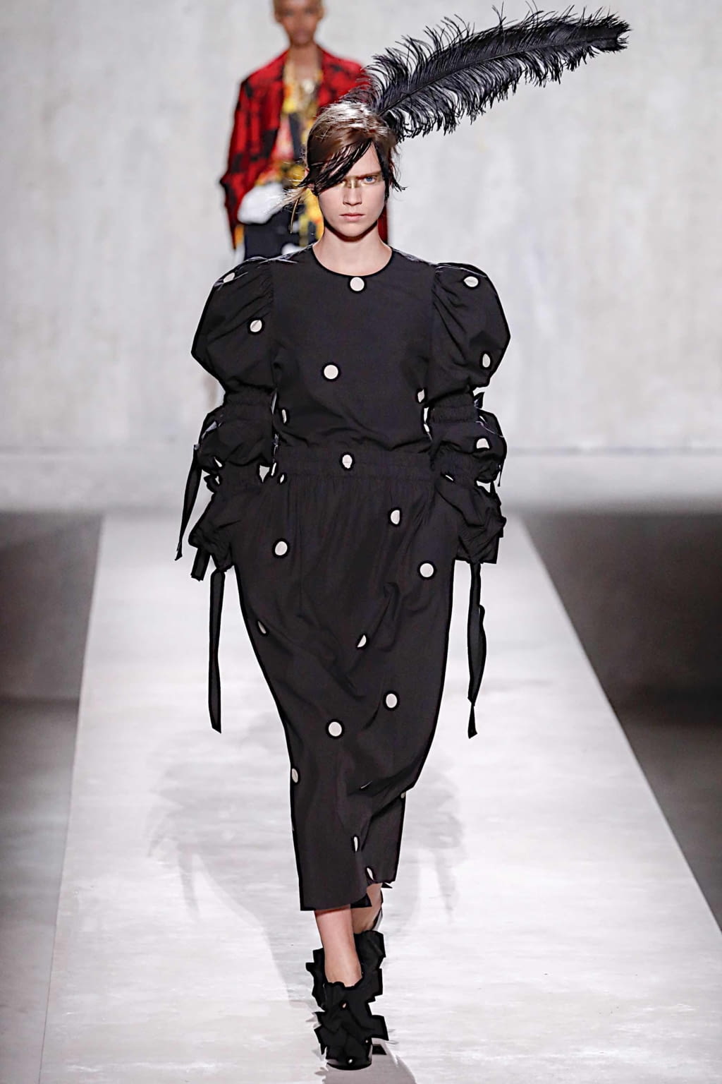 Fashion Week Paris Spring/Summer 2020 look 24 from the Dries Van Noten collection womenswear