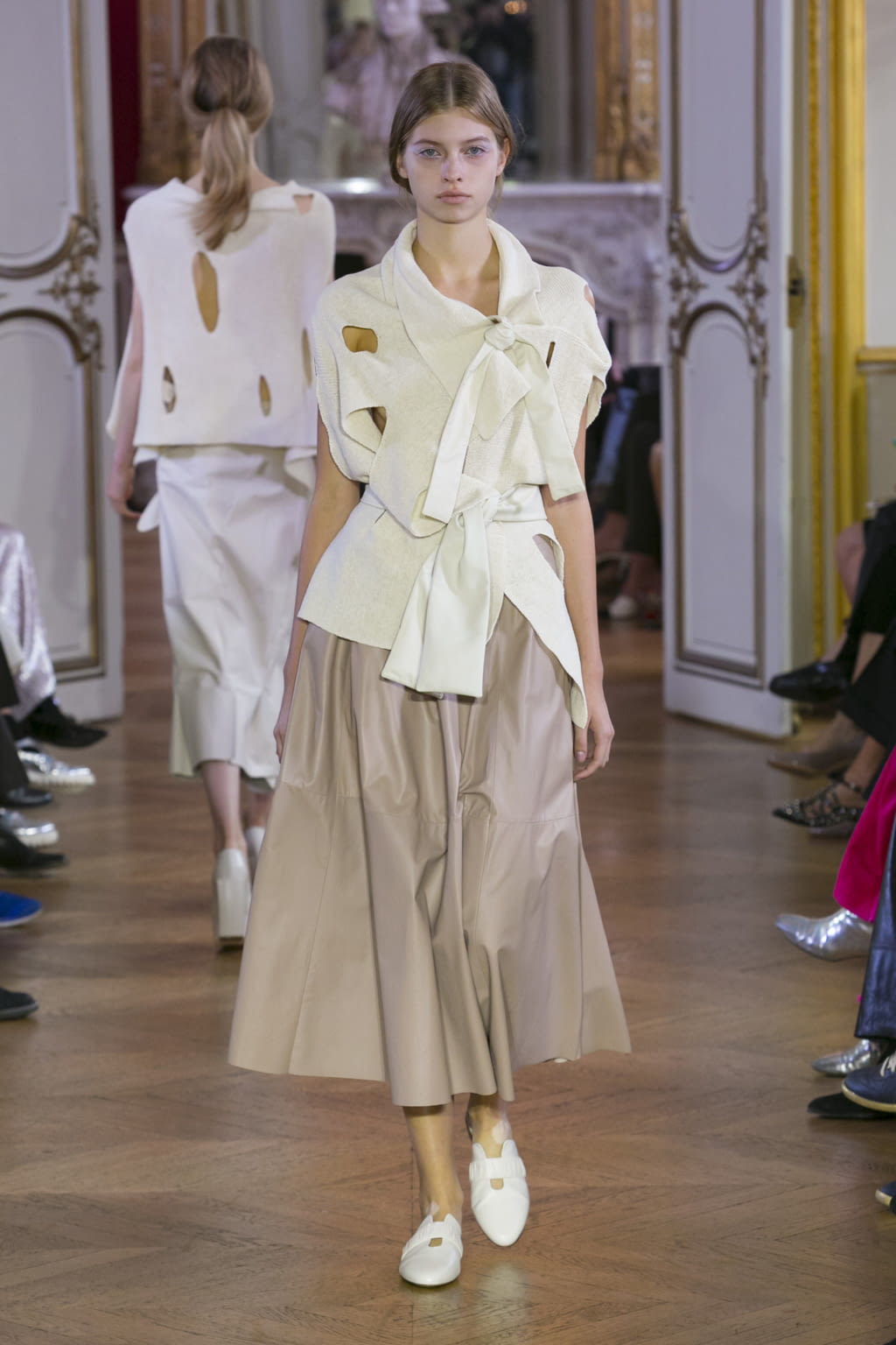 Fashion Week Paris Spring/Summer 2017 look 16 from the DROMe collection womenswear