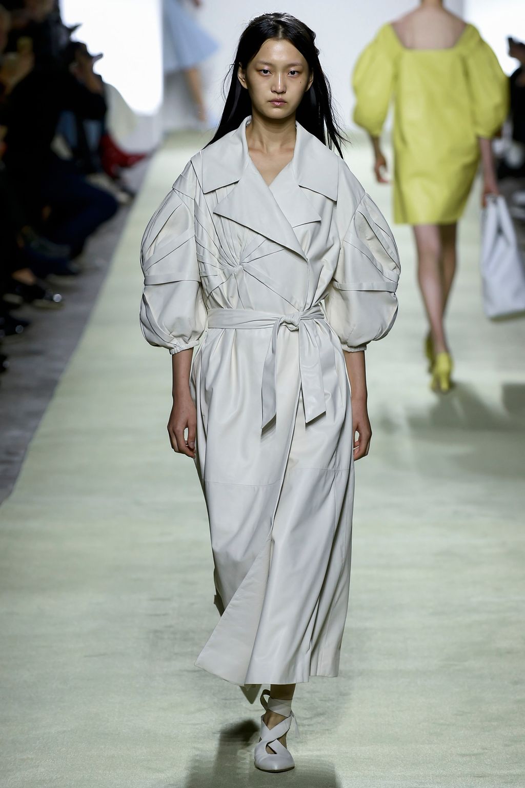 Fashion Week Paris Spring/Summer 2018 look 19 from the DROMe collection womenswear