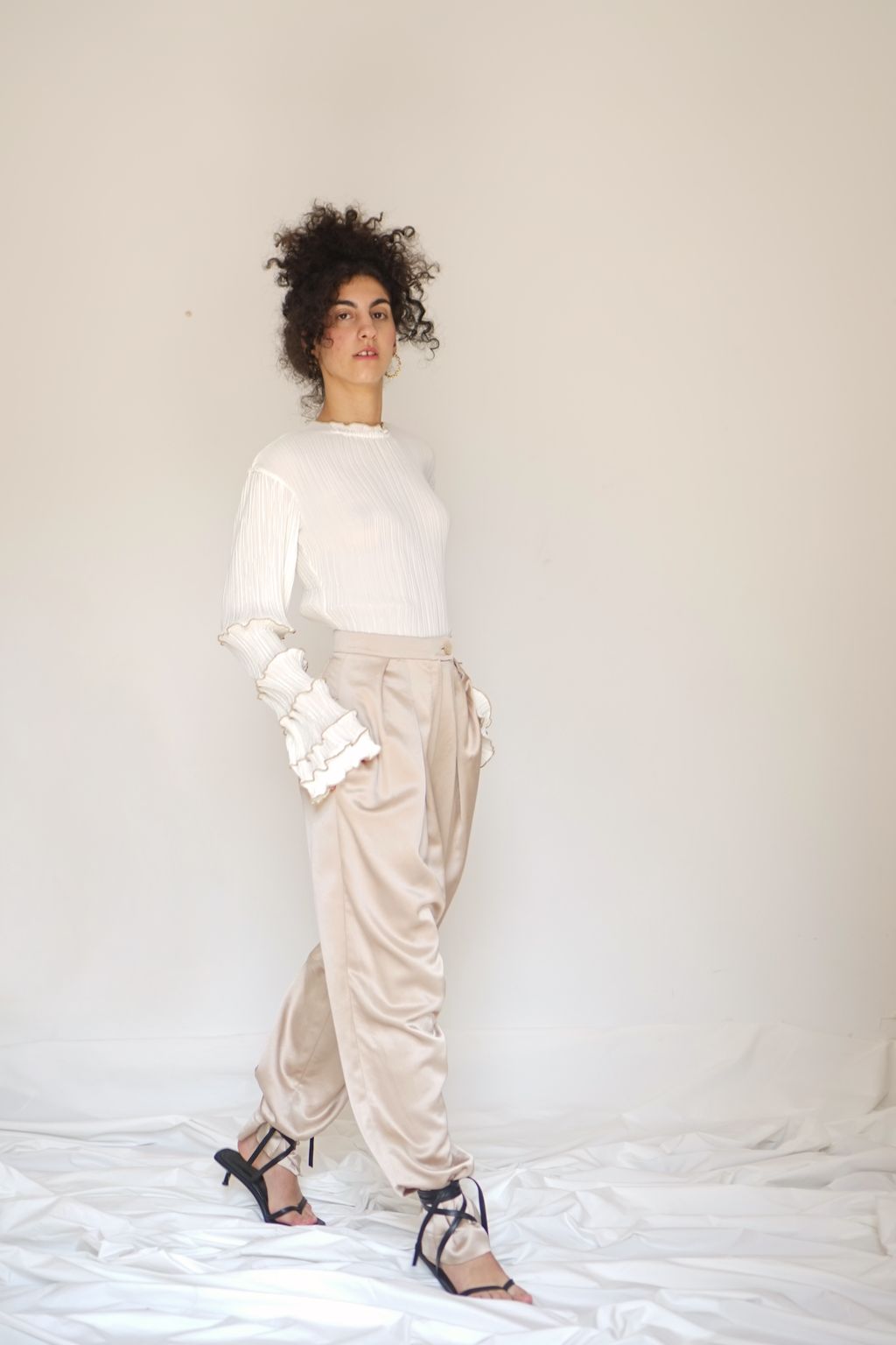 Fashion Week Paris Spring/Summer 2020 look 7 from the Renaissance collection womenswear