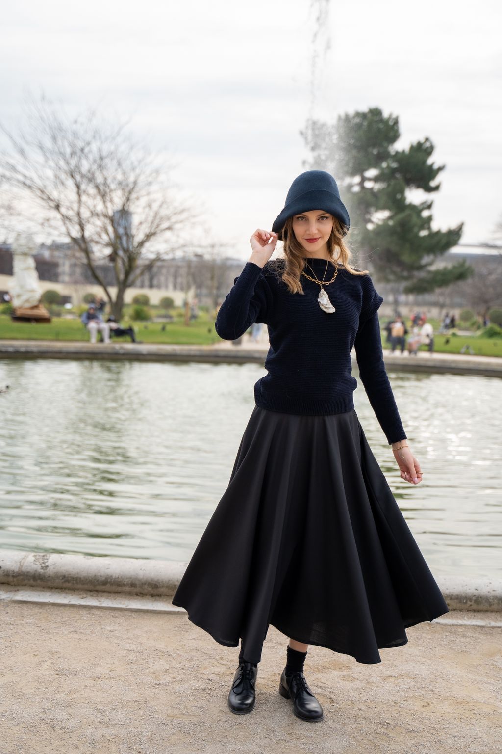 Fashion Week Paris Fall/Winter 2022 look 29 de la collection Agnès B womenswear