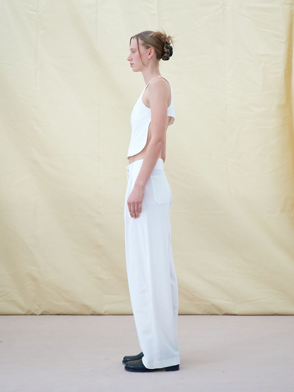 Fashion Week Paris Spring/Summer 2023 look 13 from the Alfie collection 女装