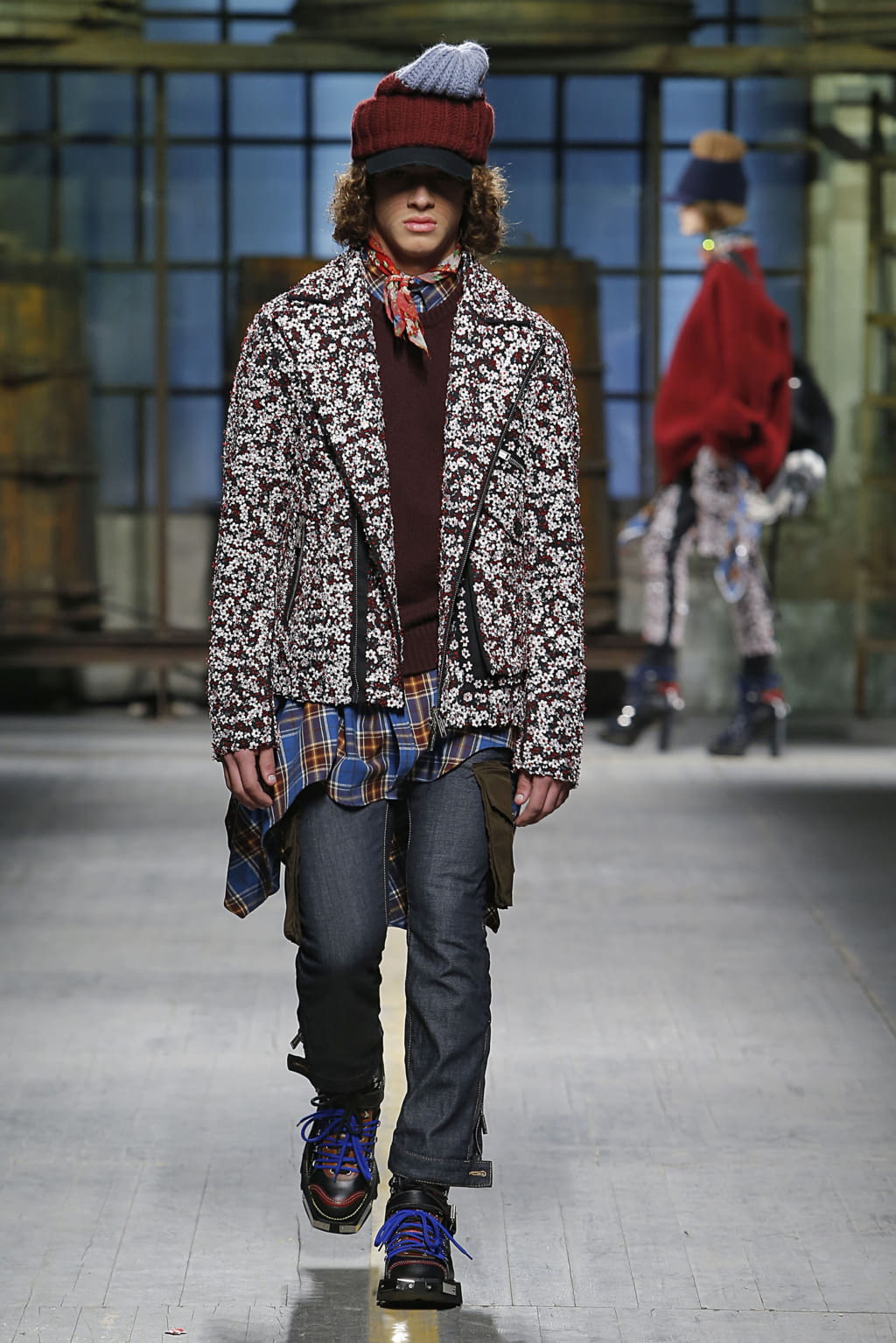 Fashion Week Milan Fall/Winter 2017 look 9 from the Dsquared2 collection menswear