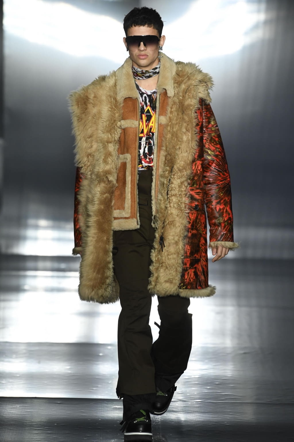 Fashion Week Milan Fall/Winter 2019 look 10 from the Dsquared2 collection menswear