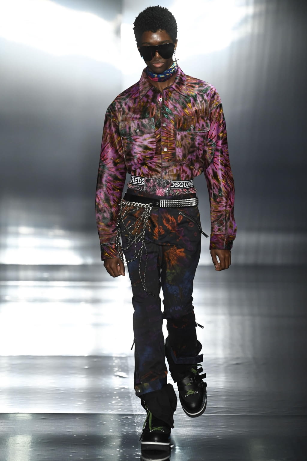 Fashion Week Milan Fall/Winter 2019 look 31 from the Dsquared2 collection menswear