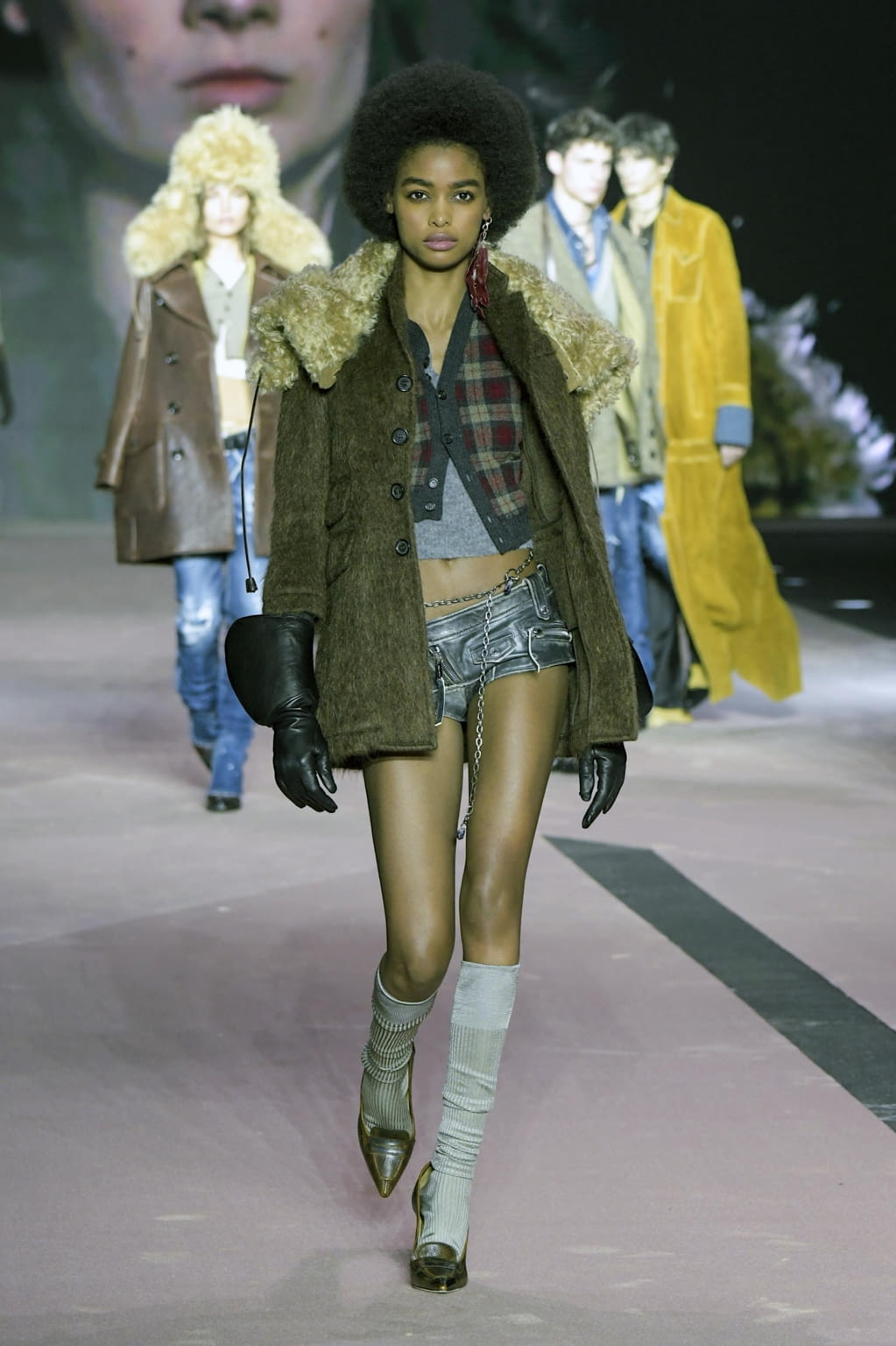 Fashion Week Milan Fall/Winter 2020 look 30 de la collection Dsquared2 menswear