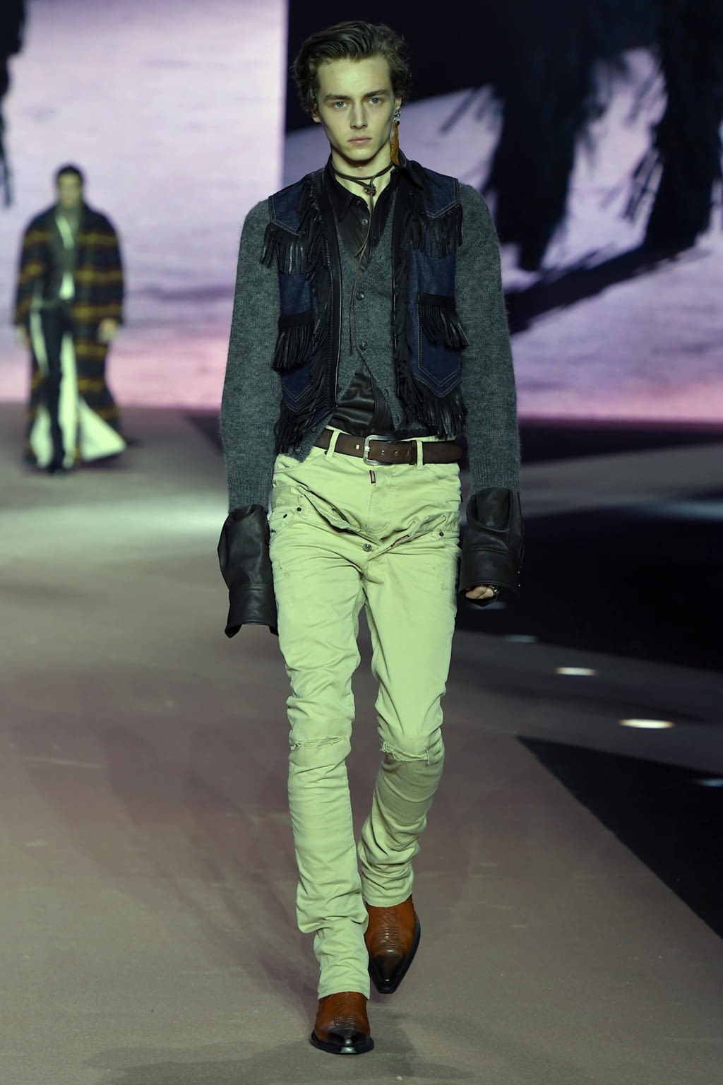 Fashion Week Milan Fall/Winter 2020 look 43 from the Dsquared2 collection menswear