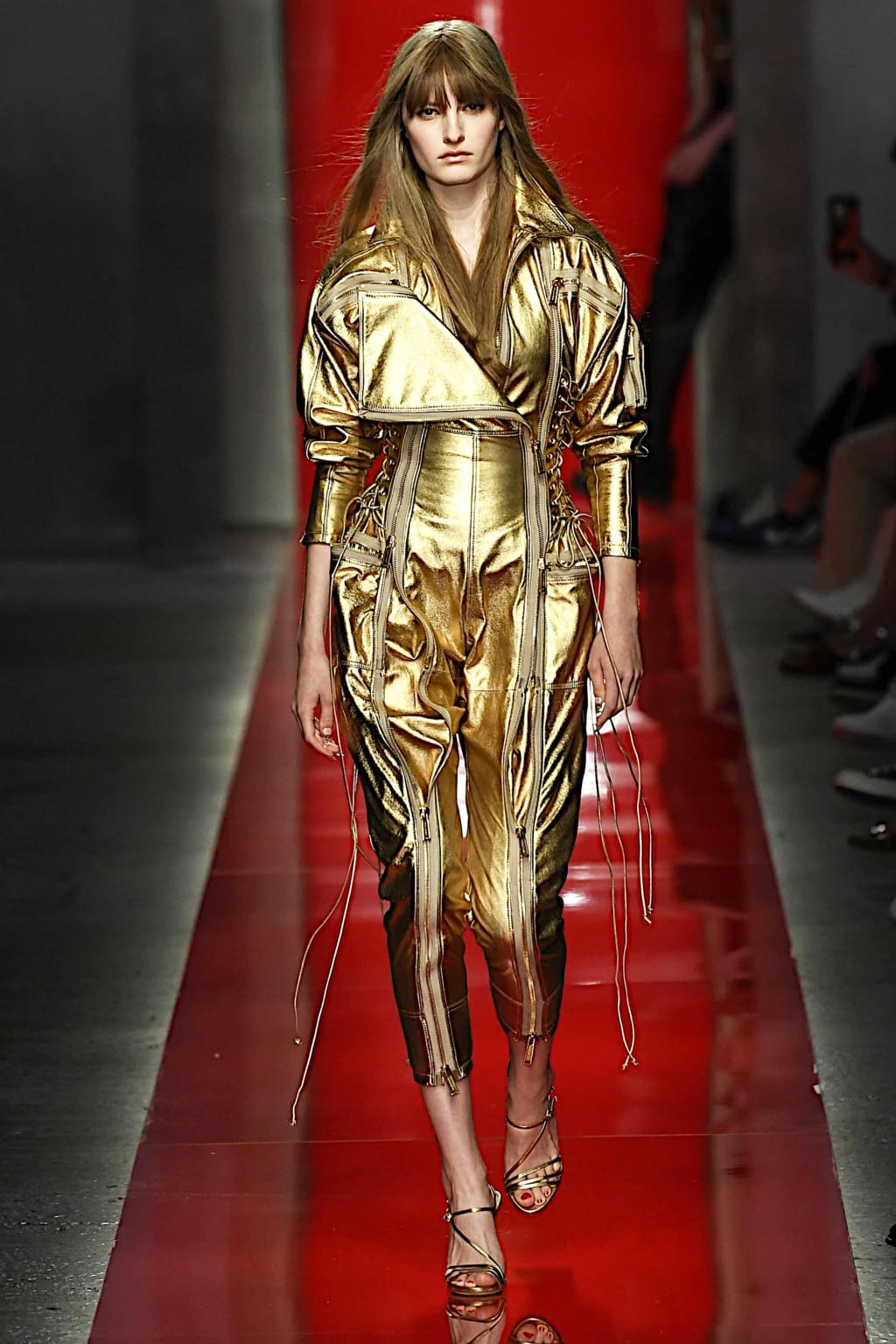 Fashion Week Milan Spring/Summer 2020 look 1 de la collection Dsquared2 menswear