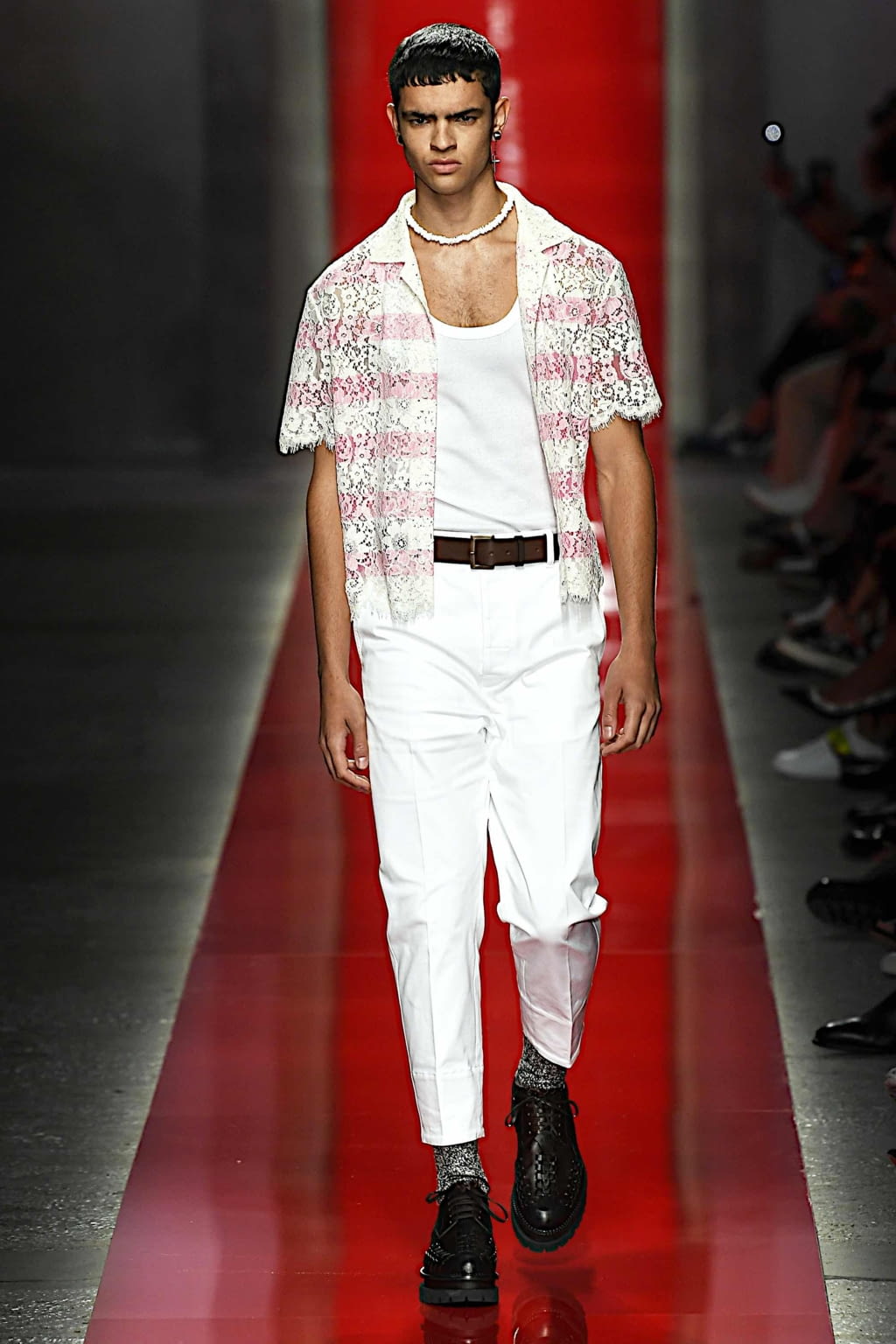 Fashion Week Milan Spring/Summer 2020 look 26 from the Dsquared2 collection menswear