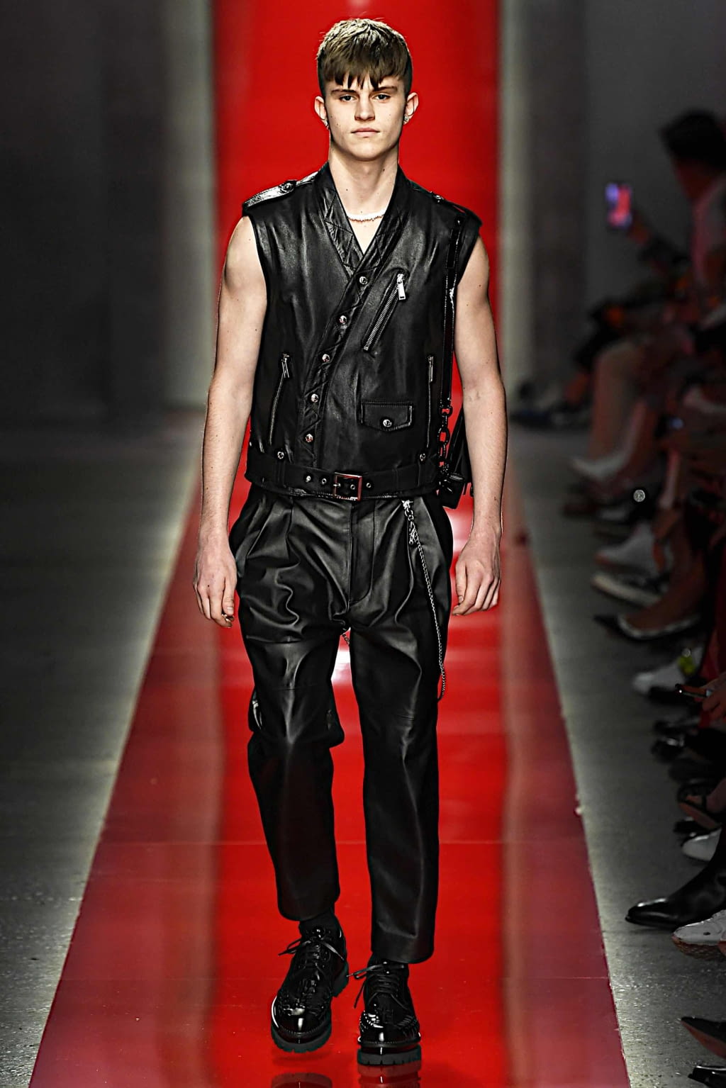 Fashion Week Milan Spring/Summer 2020 look 48 from the Dsquared2 collection menswear