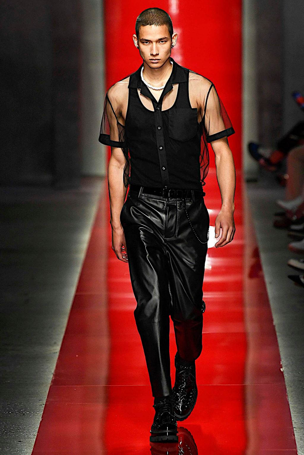 Fashion Week Milan Spring/Summer 2020 look 50 from the Dsquared2 collection menswear