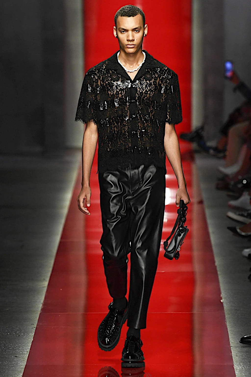 Fashion Week Milan Spring/Summer 2020 look 52 from the Dsquared2 collection 男装