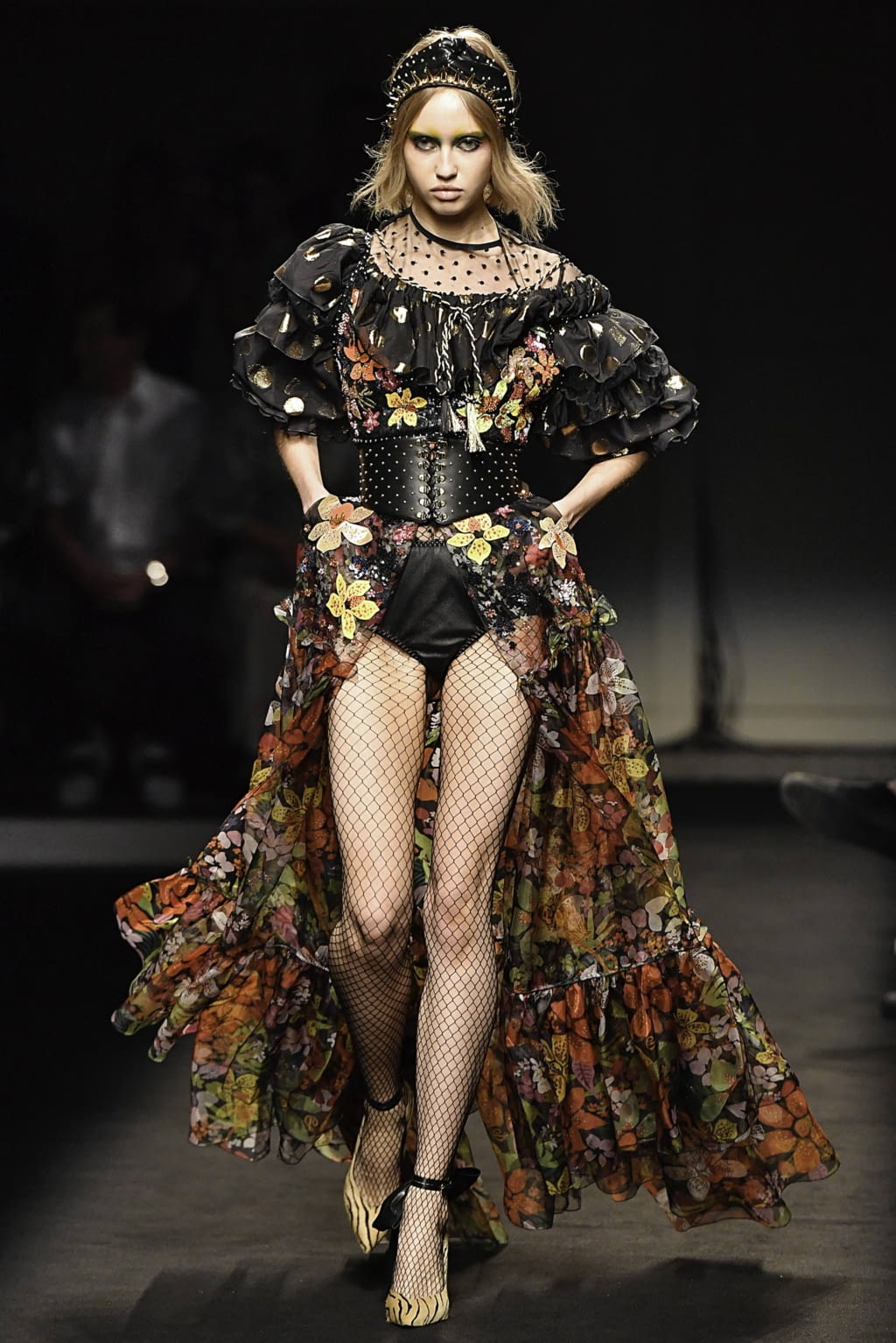 Fashion Week Paris Fall/Winter 2019 look 1 from the Dundas collection couture