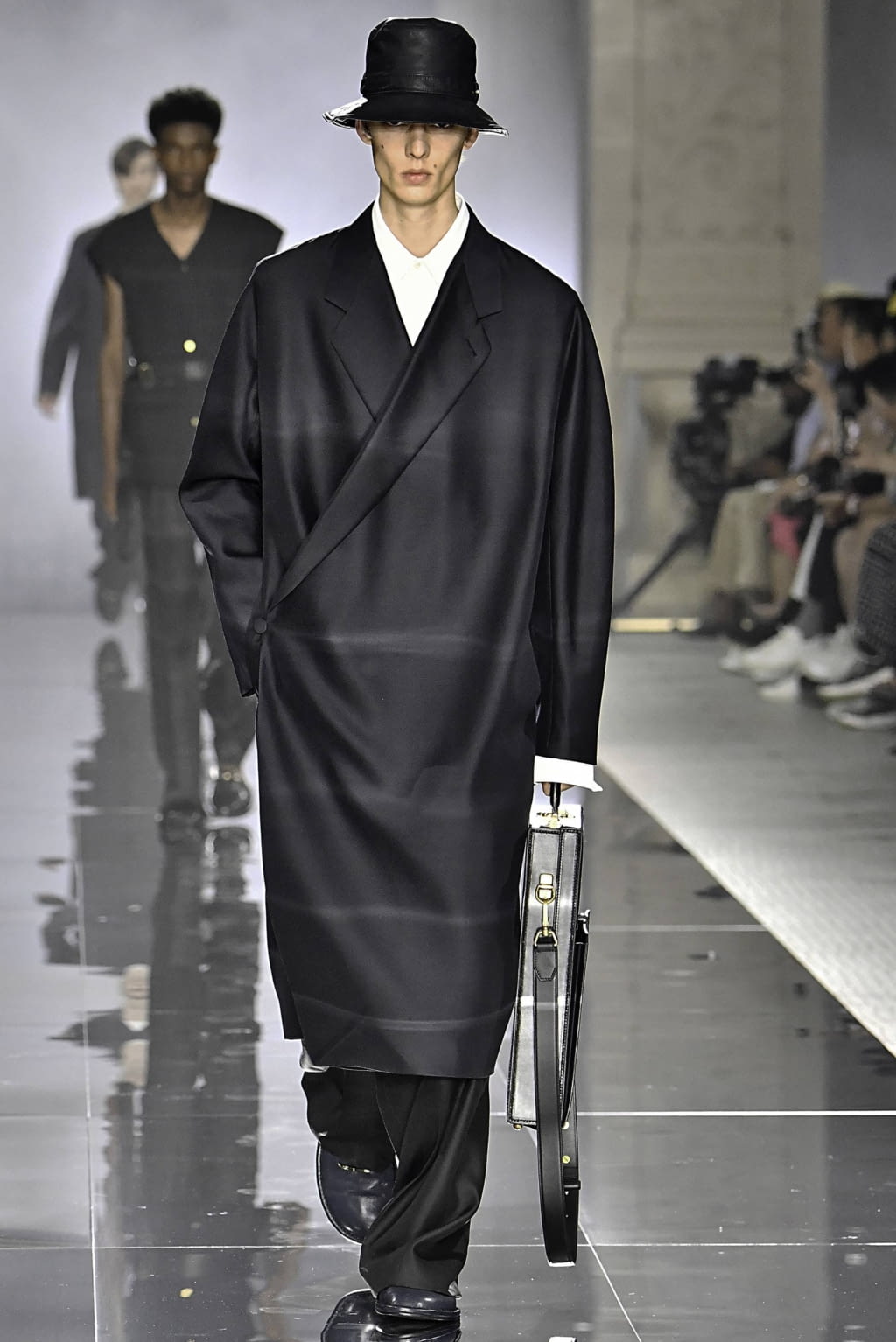 Fashion Week Paris Spring/Summer 2020 look 9 from the Dunhill collection 男装