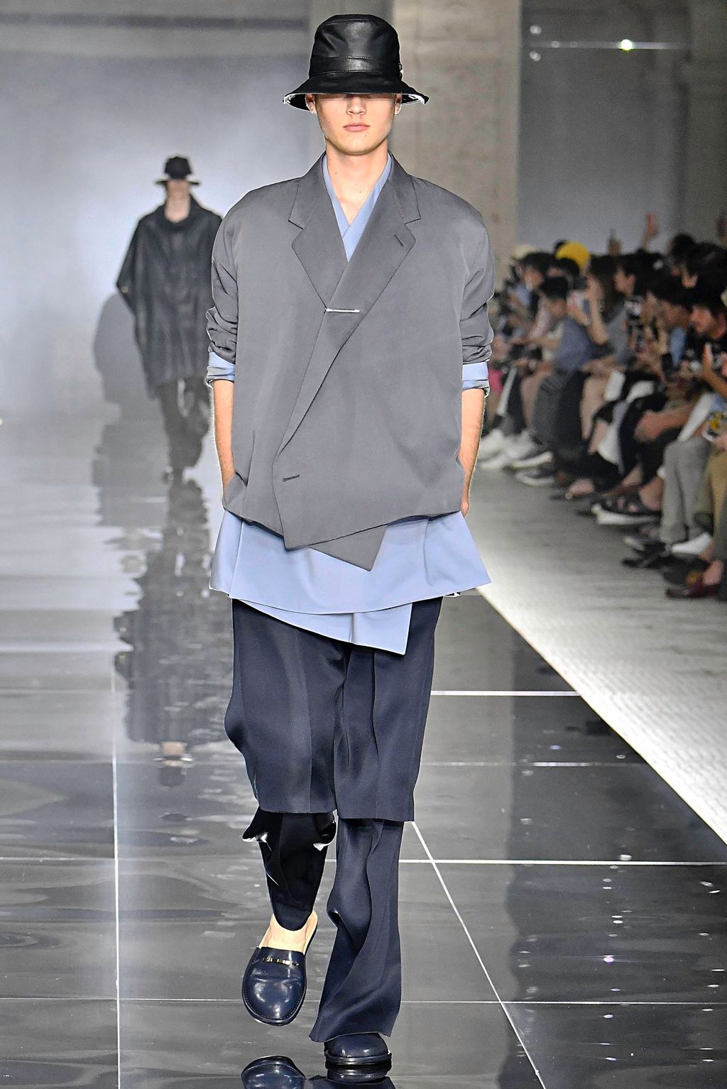 Fashion Week Paris Spring/Summer 2020 look 12 from the Dunhill collection 男装