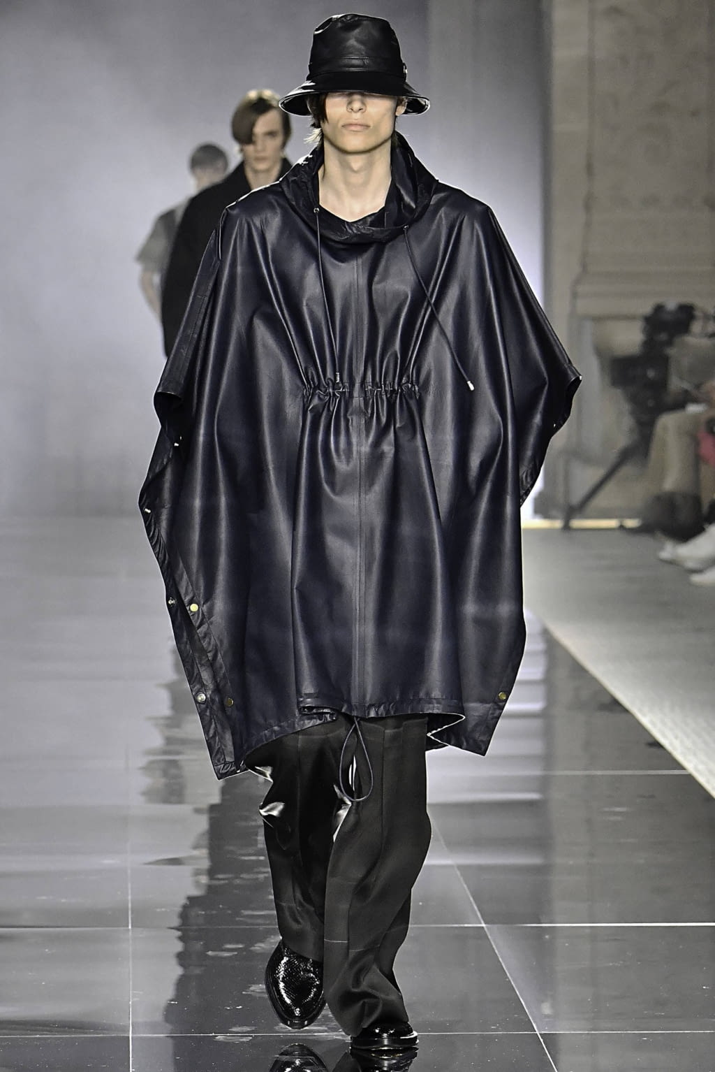 Fashion Week Paris Spring/Summer 2020 look 14 de la collection Dunhill menswear