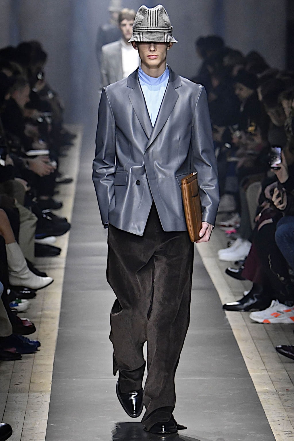 Fashion Week Paris Fall/Winter 2019 look 15 from the Dunhill collection 男装