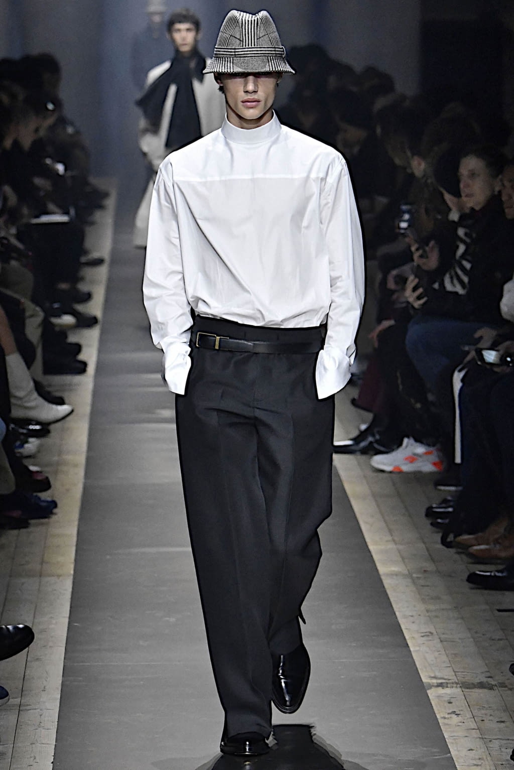 Fashion Week Paris Fall/Winter 2019 look 19 from the Dunhill collection 男装