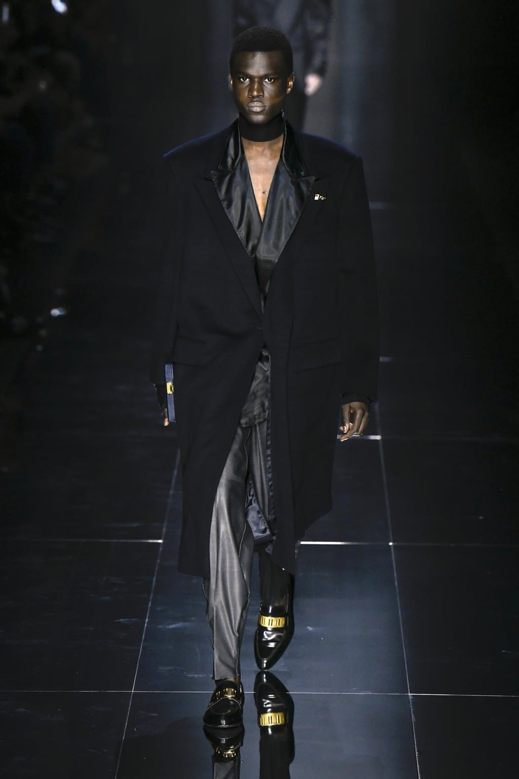 Fashion Week Paris Fall/Winter 2020 look 17 from the Dunhill collection menswear
