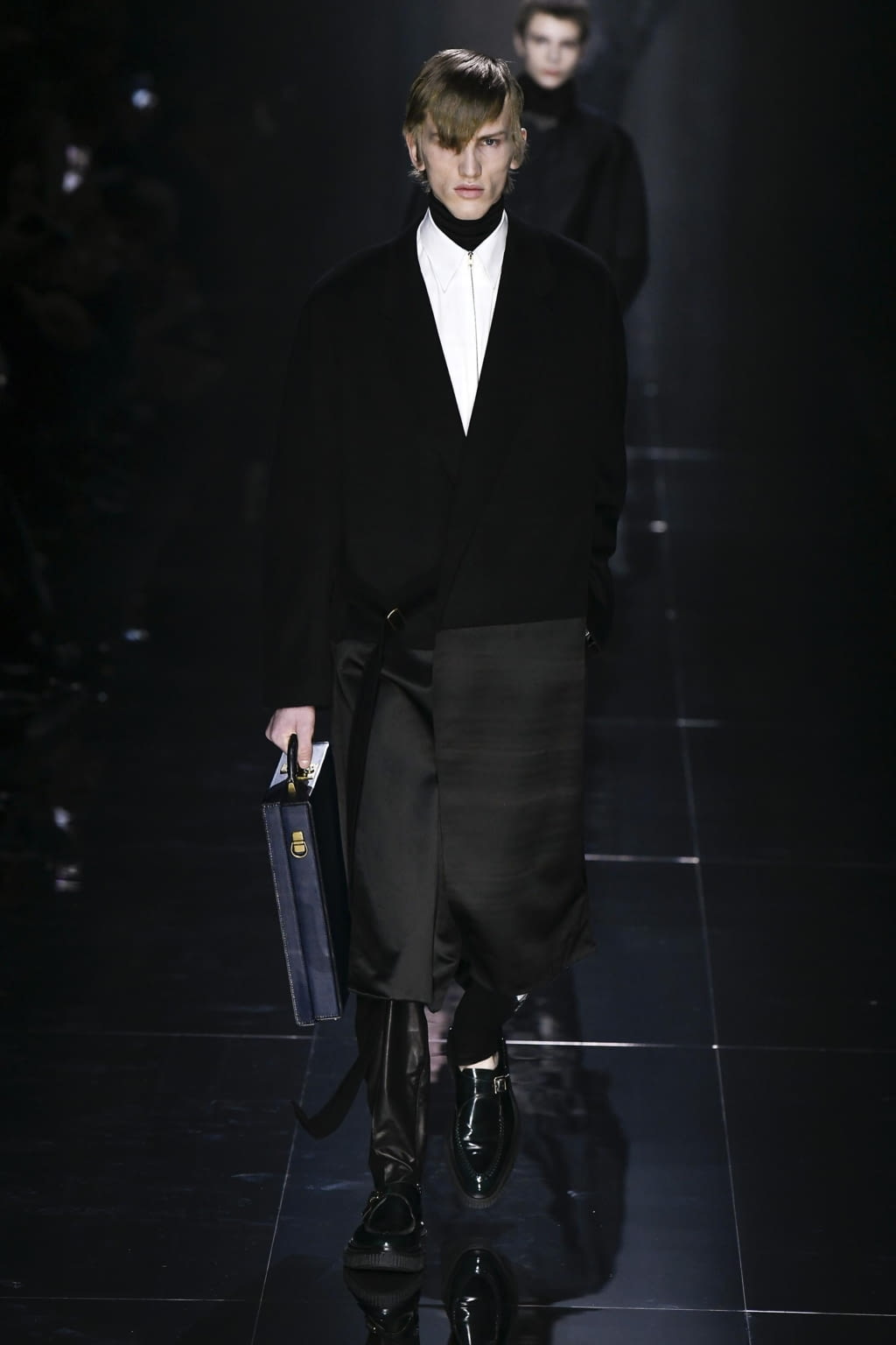 Fashion Week Paris Fall/Winter 2020 look 19 from the Dunhill collection menswear
