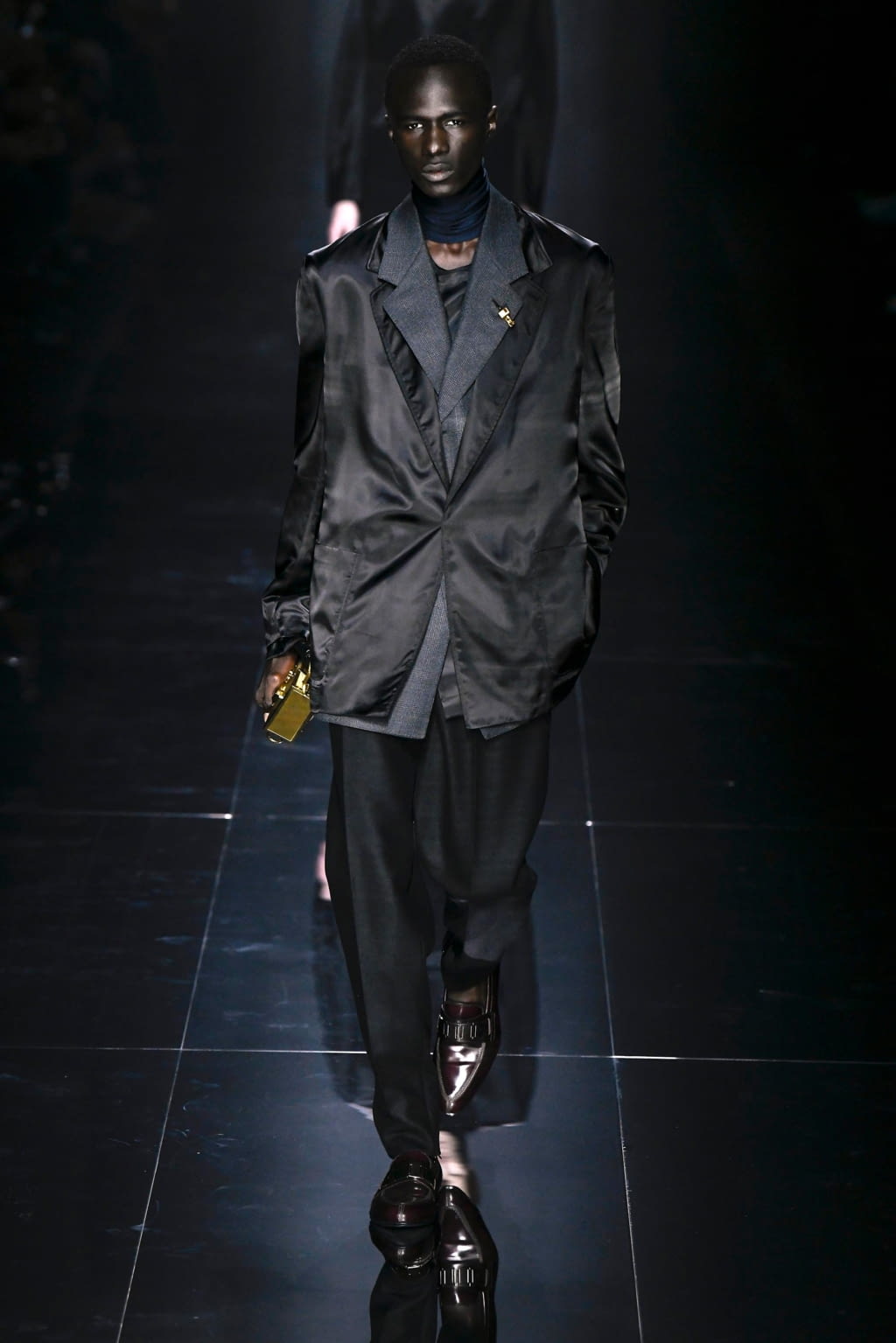 Fashion Week Paris Fall/Winter 2020 look 21 from the Dunhill collection 男装