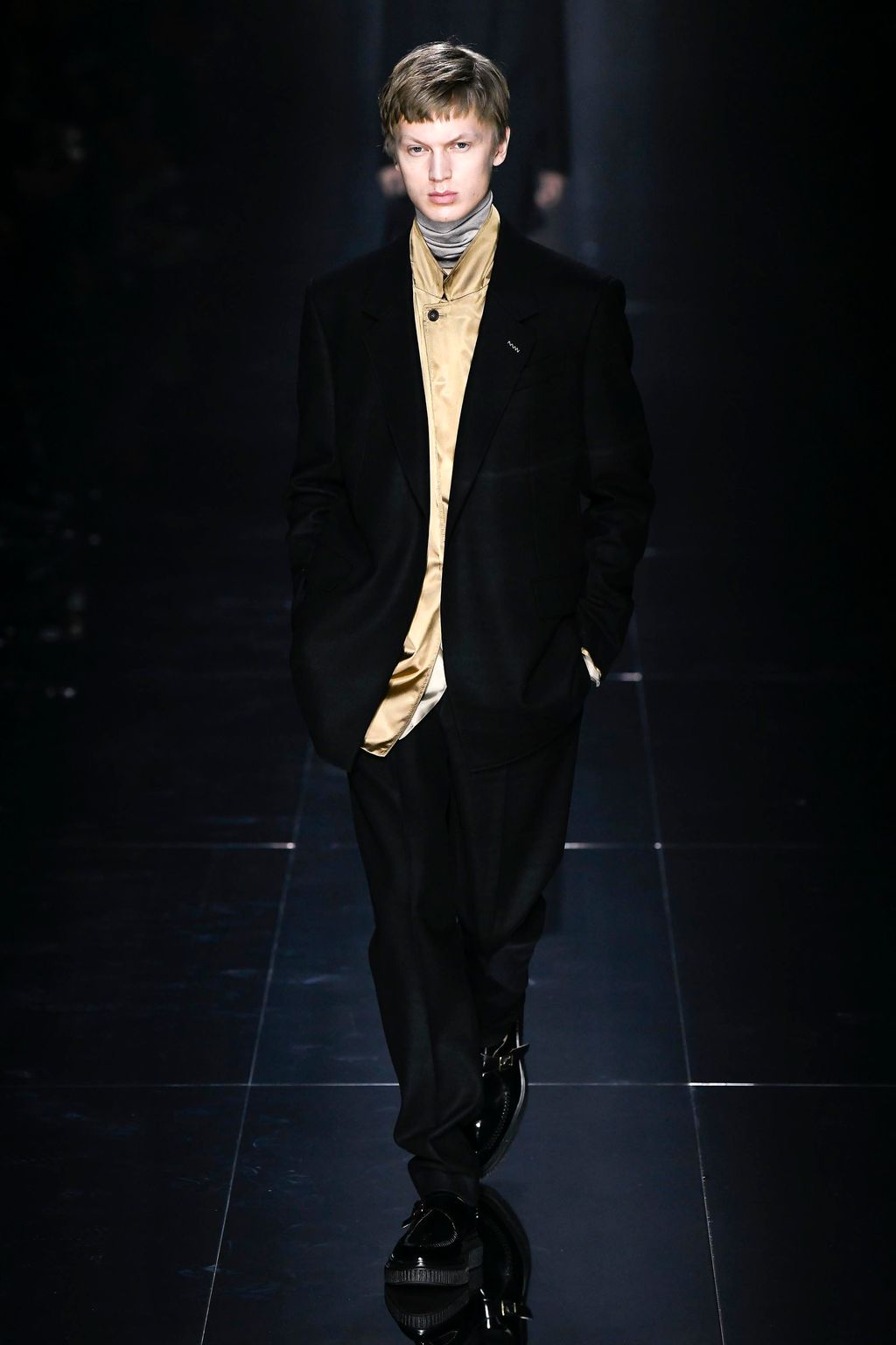 Fashion Week Paris Fall/Winter 2020 look 29 from the Dunhill collection 男装