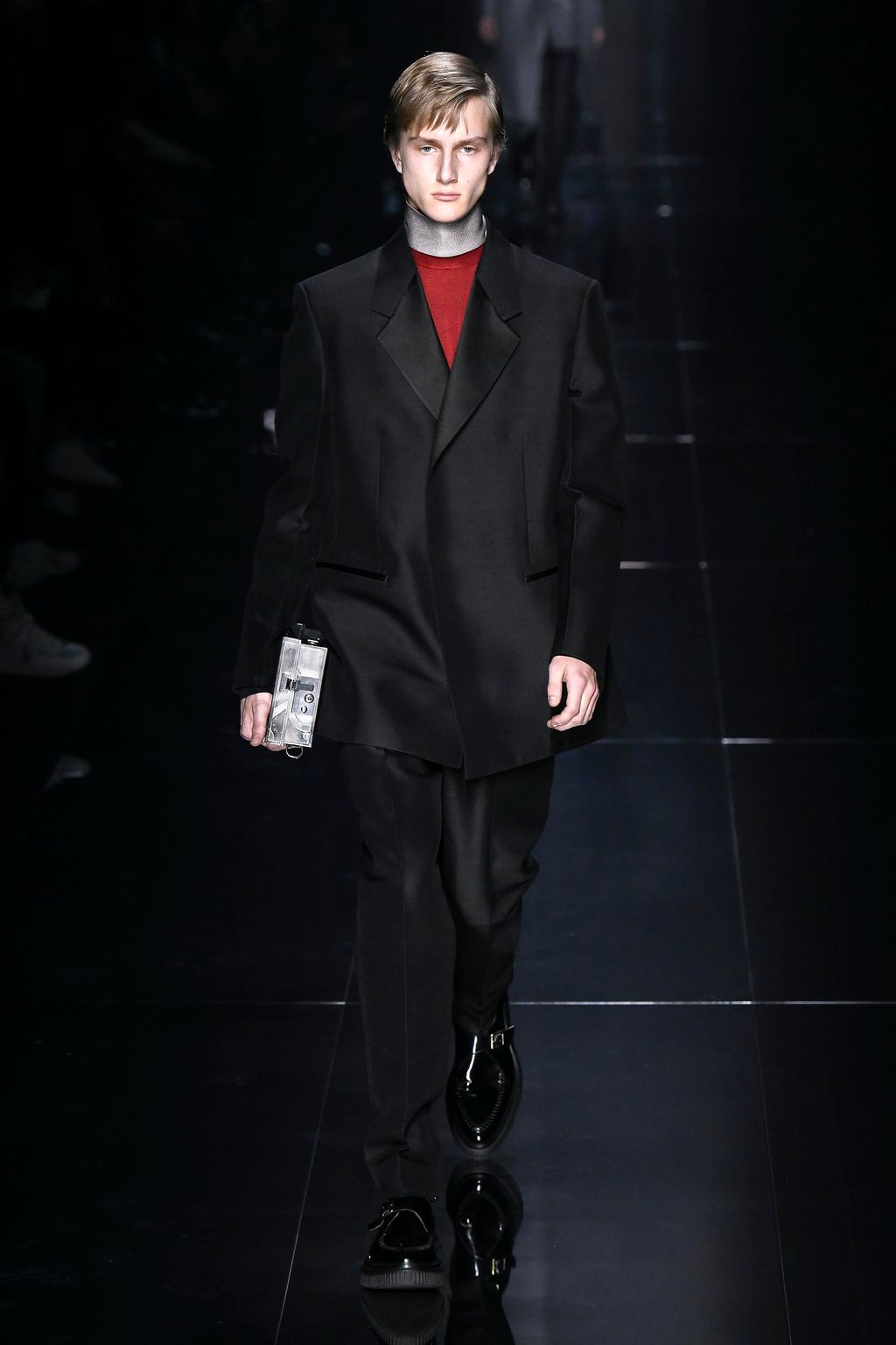 Fashion Week Paris Fall/Winter 2020 look 32 from the Dunhill collection menswear