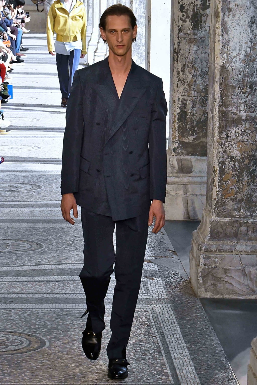Fashion Week Paris Spring/Summer 2019 look 5 de la collection Dunhill menswear