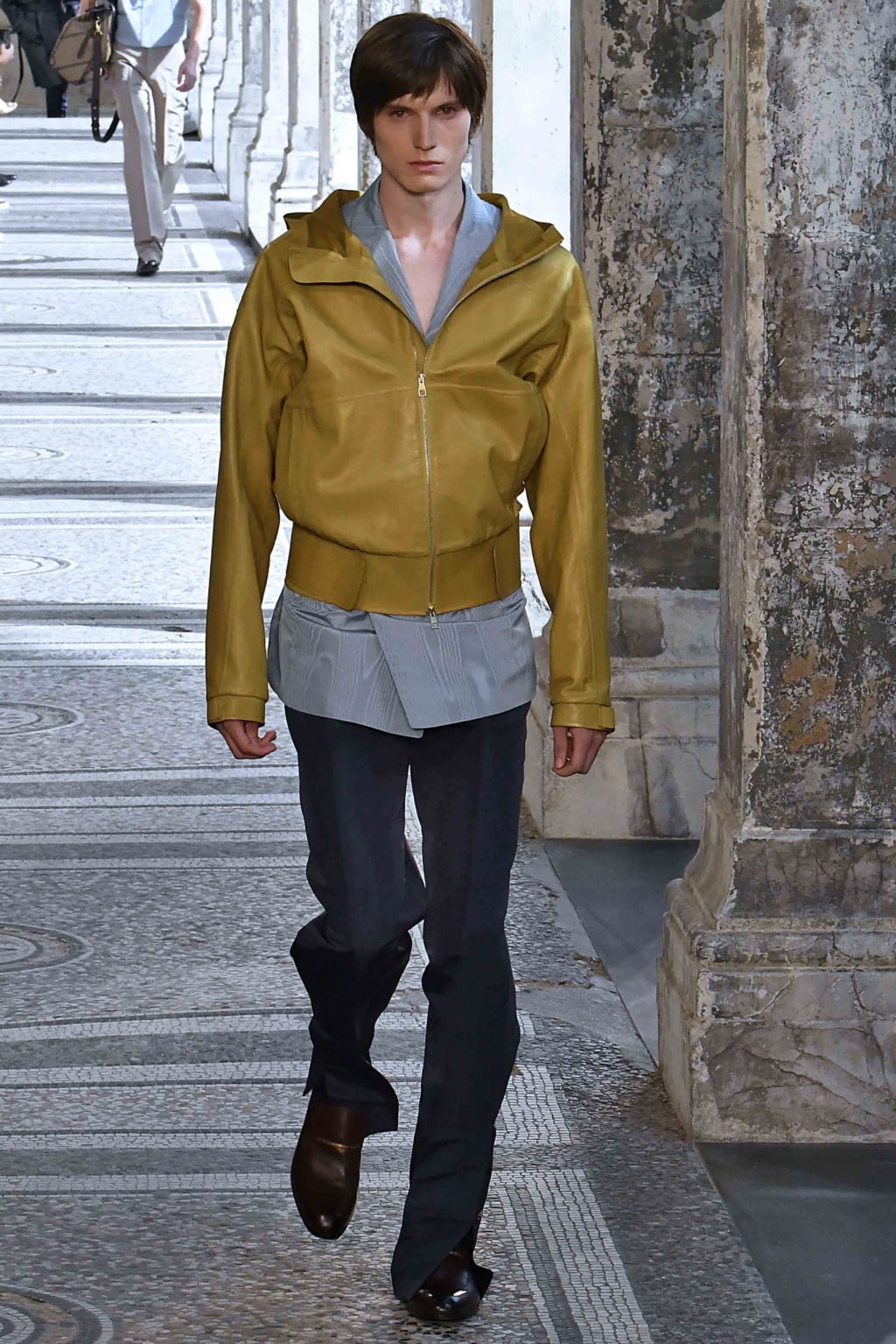 Fashion Week Paris Spring/Summer 2019 look 7 from the Dunhill collection 男装