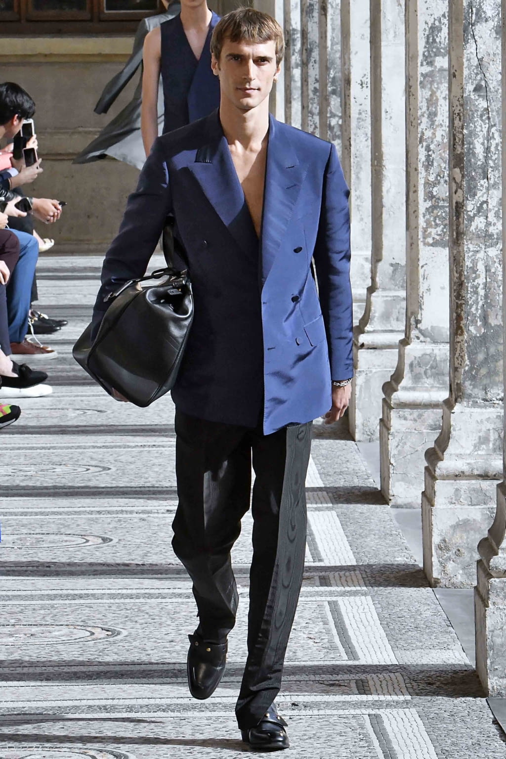 Fashion Week Paris Spring/Summer 2019 look 34 from the Dunhill collection 男装