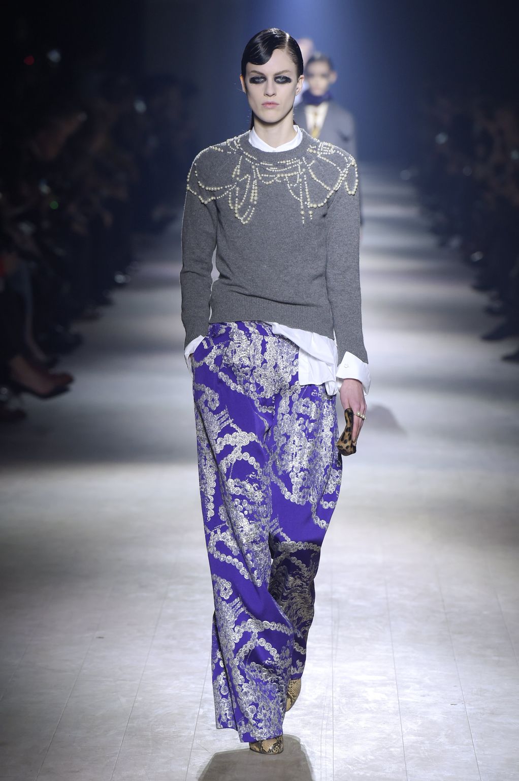 Fashion Week Paris Fall/Winter 2016 look 15 from the Dries Van Noten collection womenswear